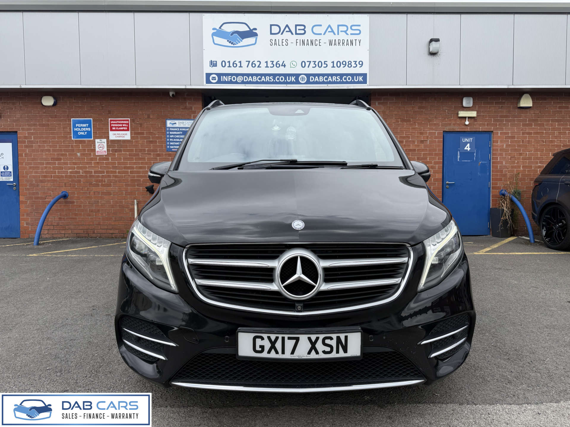 Mercedes-Benz V-CLASS 2.1 V 250 D AMG Line Auto 5dr #11