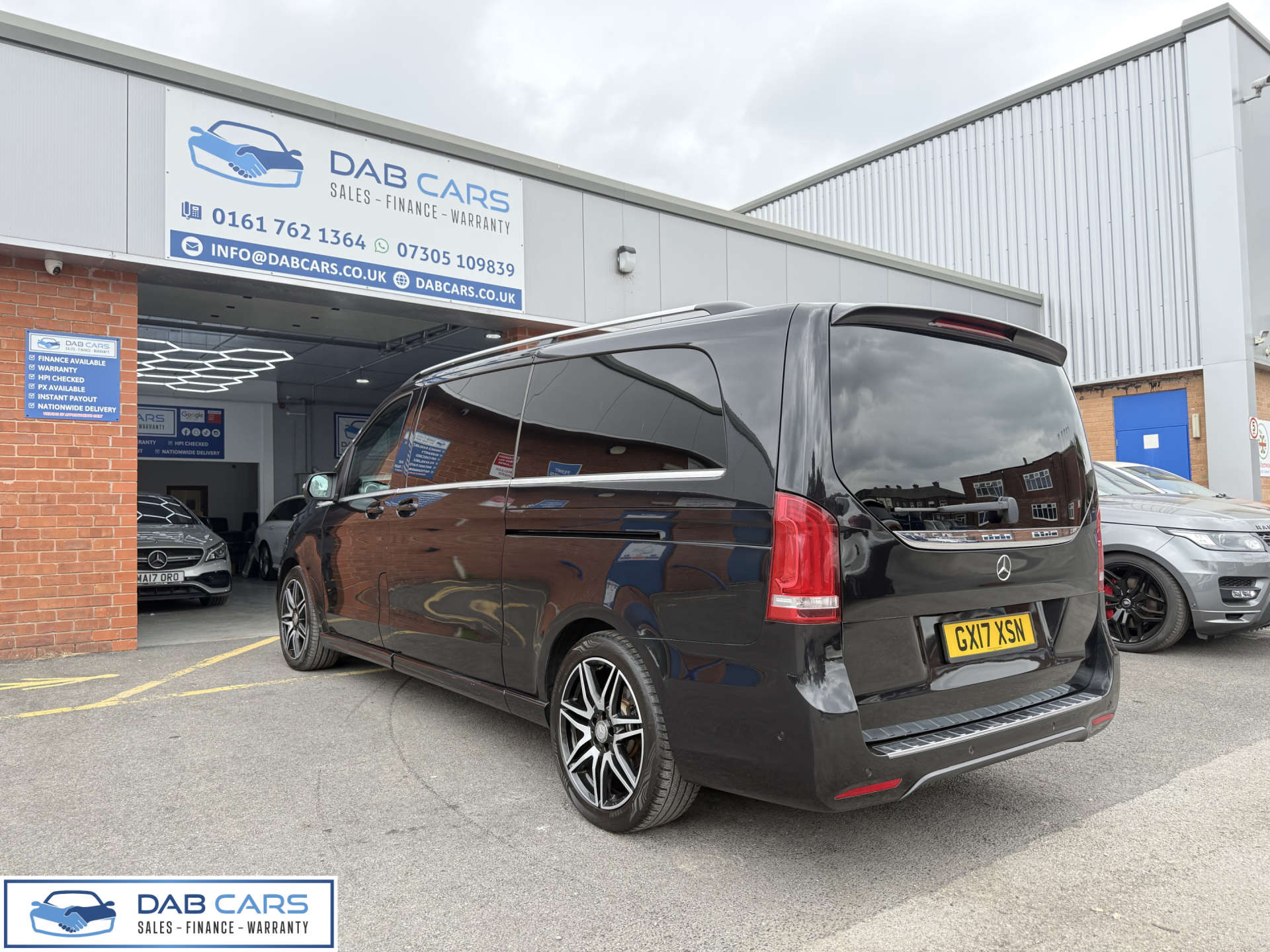 Mercedes-Benz V-CLASS 2.1 V 250 D AMG Line Auto 5dr #15