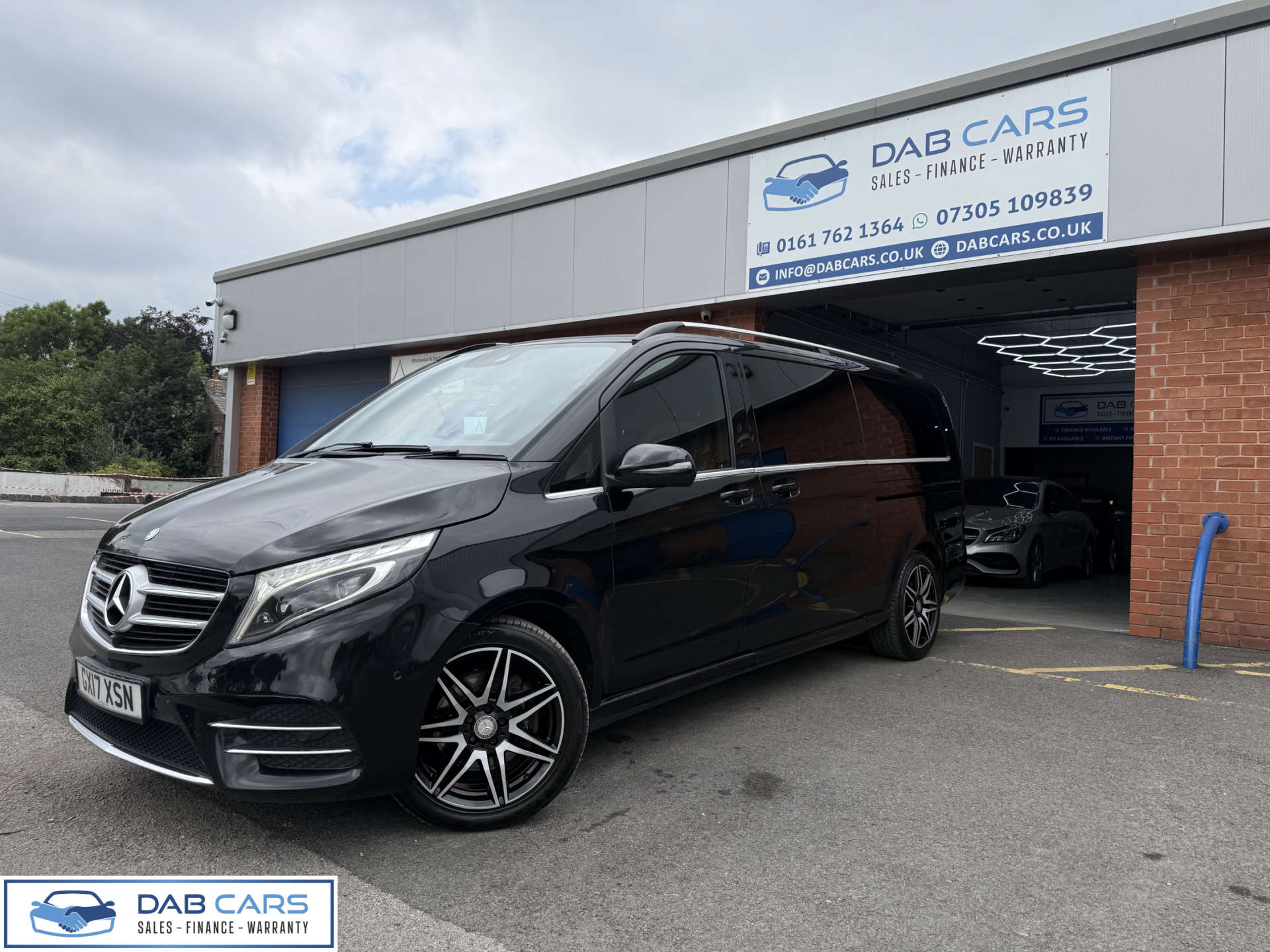Mercedes-Benz V-CLASS 2.1 V 250 D AMG Line Auto 5dr #52