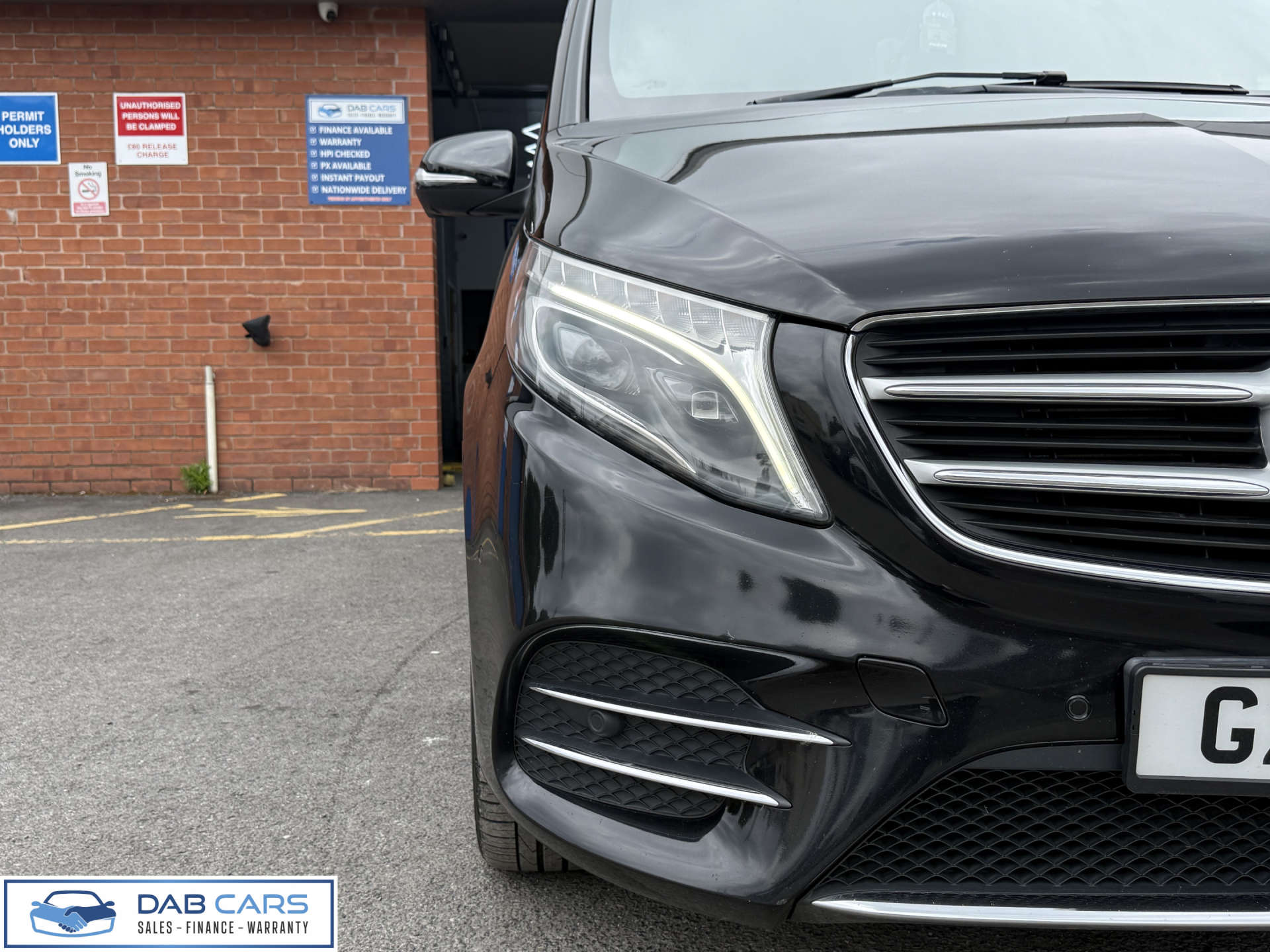 Mercedes-Benz V-CLASS 2.1 V 250 D AMG Line Auto 5dr #53