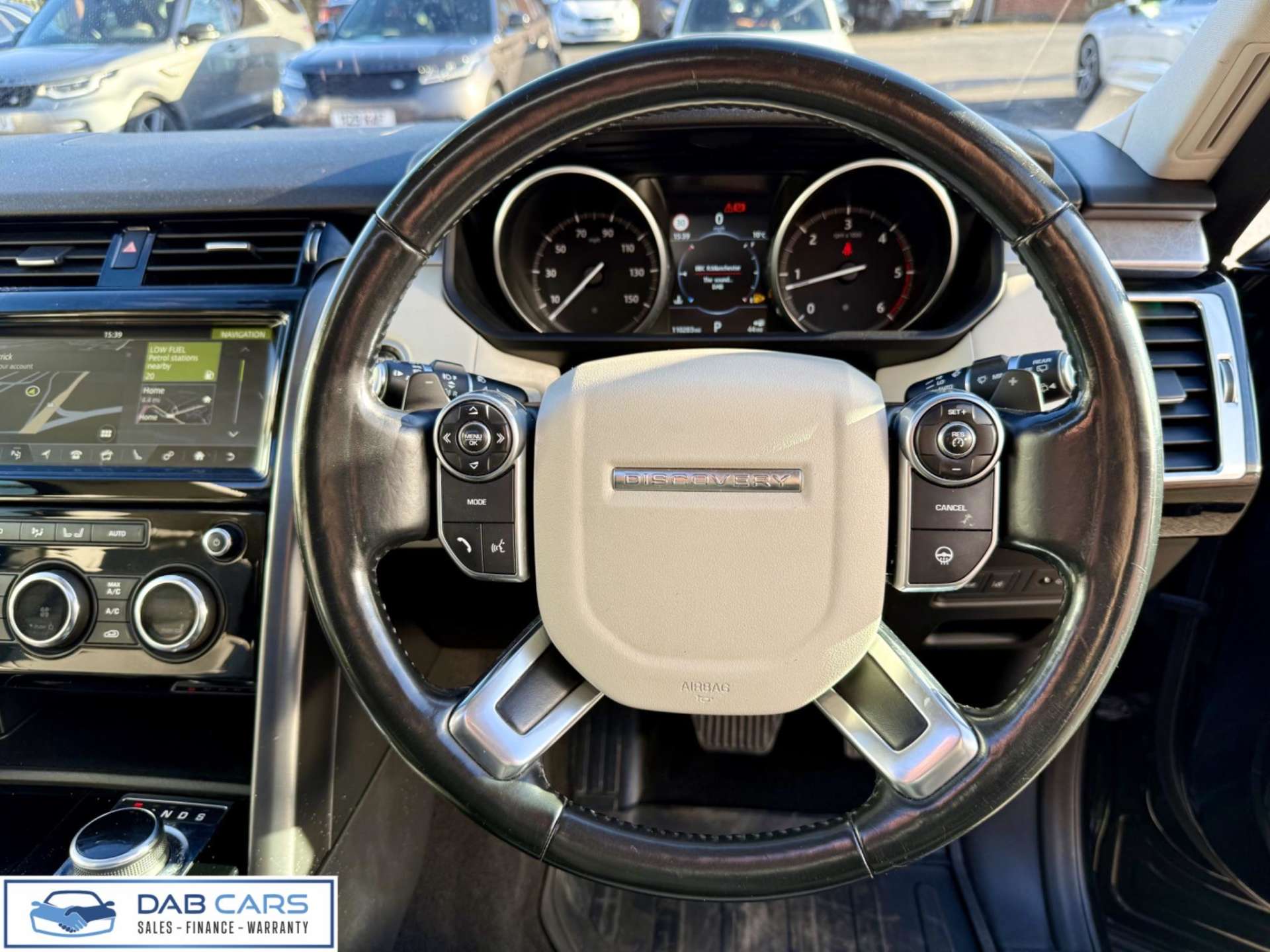 Land Rover Discovery 3.0 TD V6 First Edition Auto 4WD Euro 6 (s/s) 5dr #83