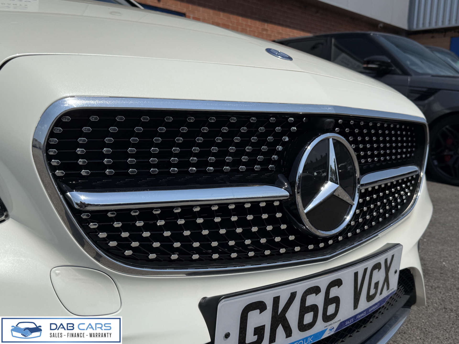 Mercedes-Benz E-CLASS 3.0 E 350 D AMG Line Premium+ Auto 4dr #52
