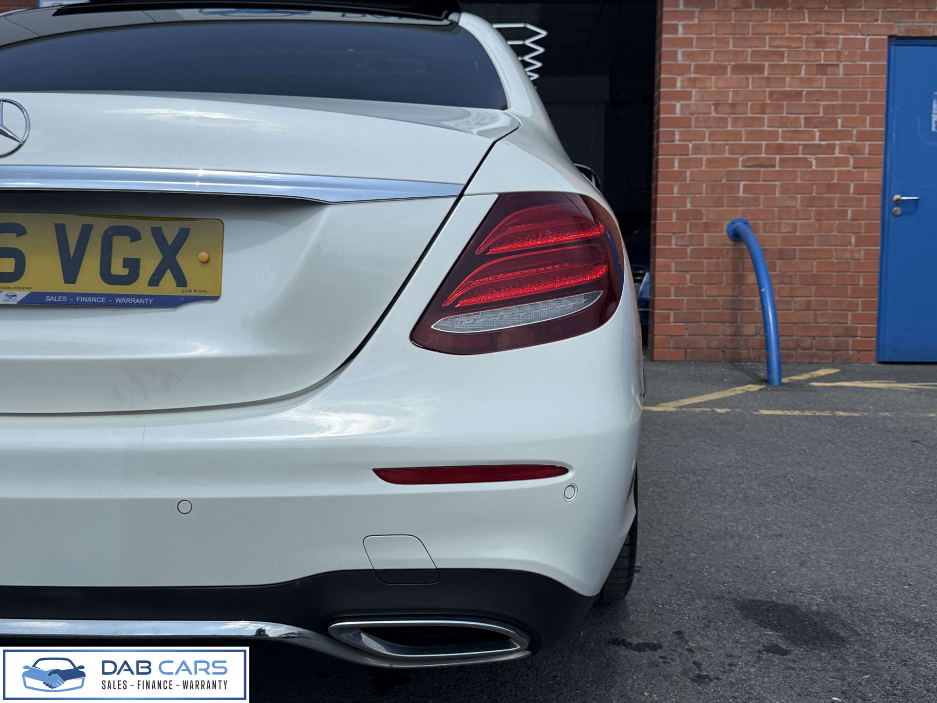 Mercedes-Benz E-CLASS 3.0 E 350 D AMG Line Premium+ Auto 4dr #55