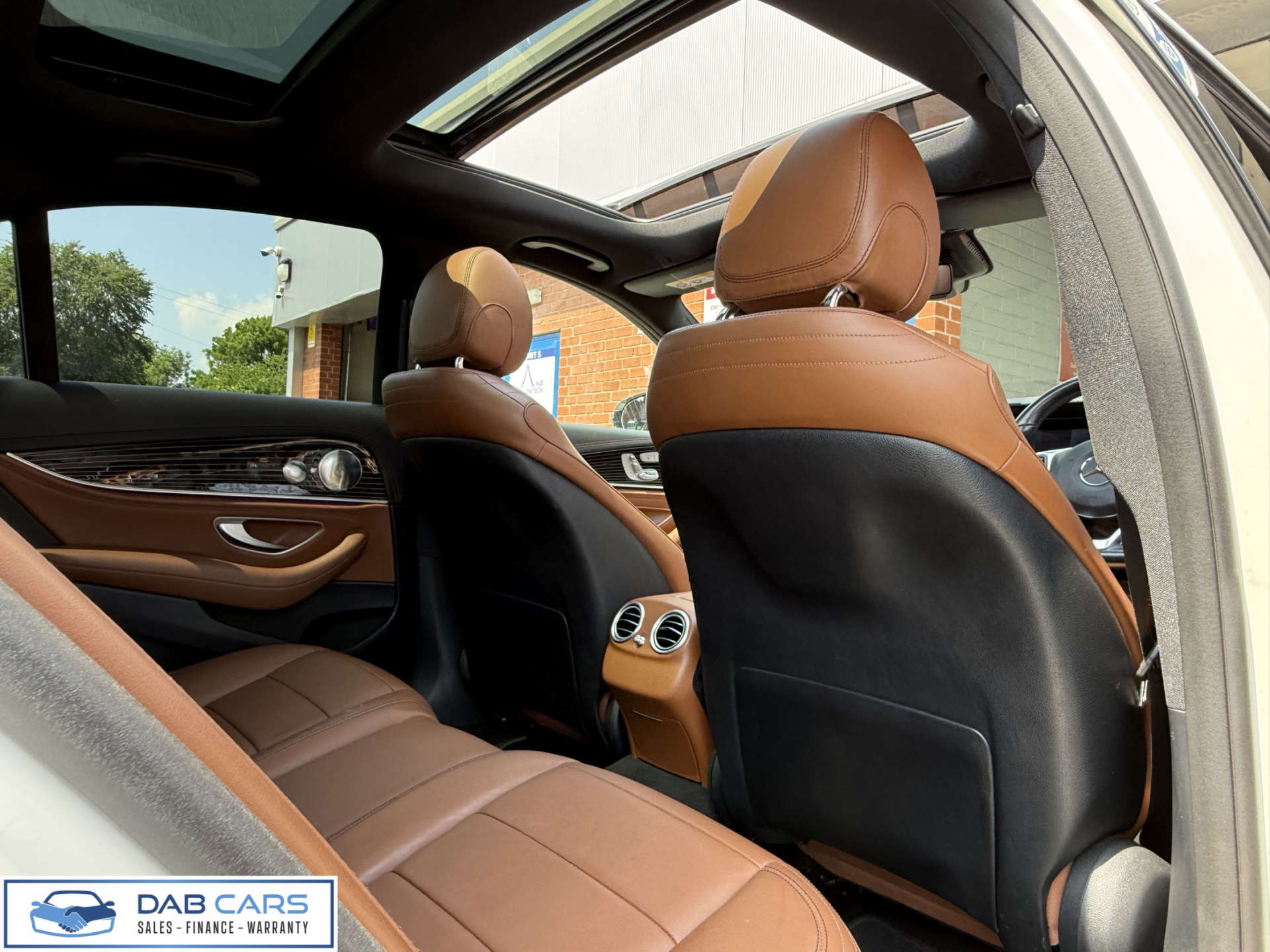 Mercedes-Benz E-CLASS 3.0 E 350 D AMG Line Premium+ Auto 4dr #56