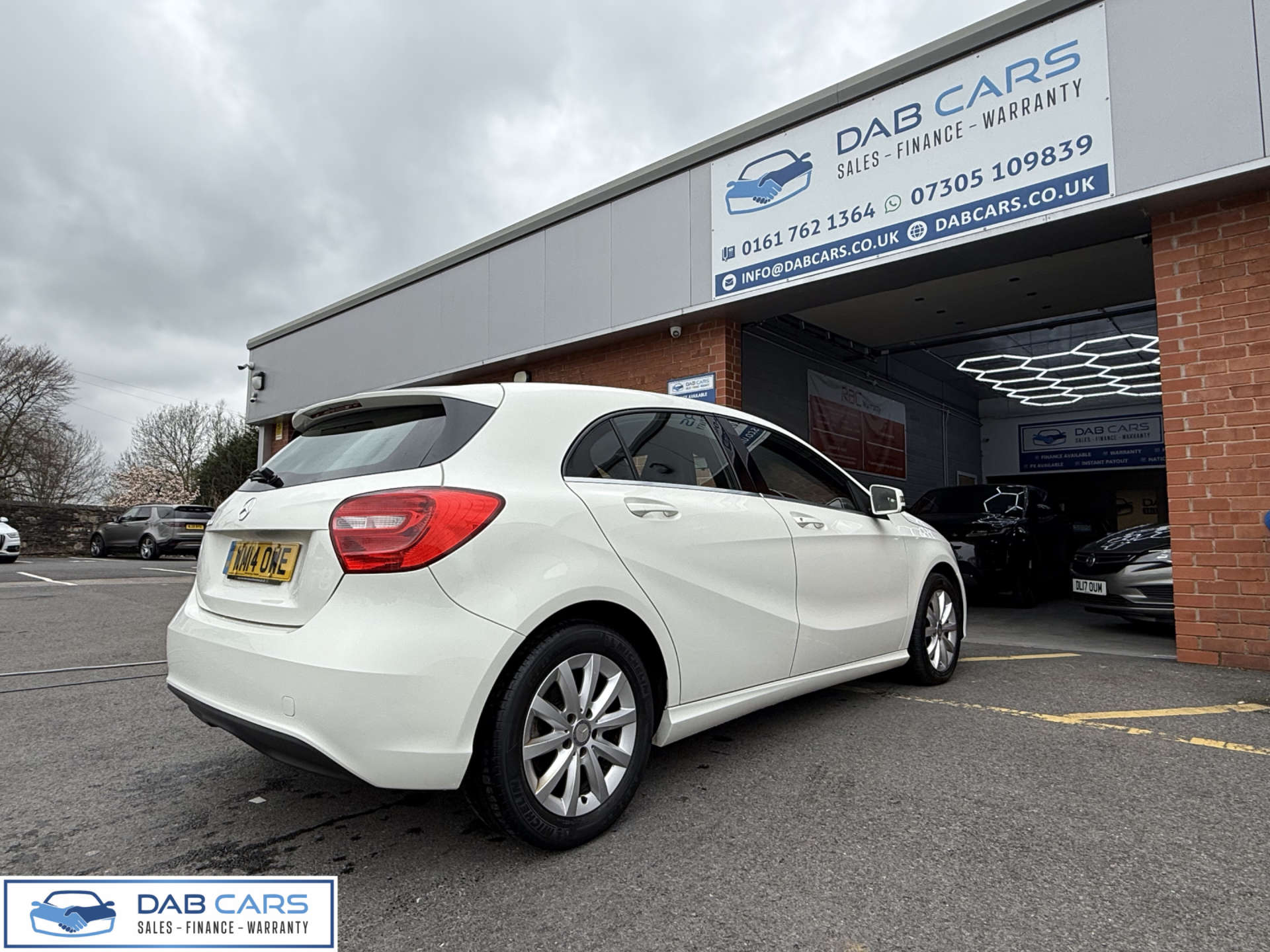 Mercedes-Benz A-CLASS 1.6 A180 BlueEfficiency SE 5dr #1