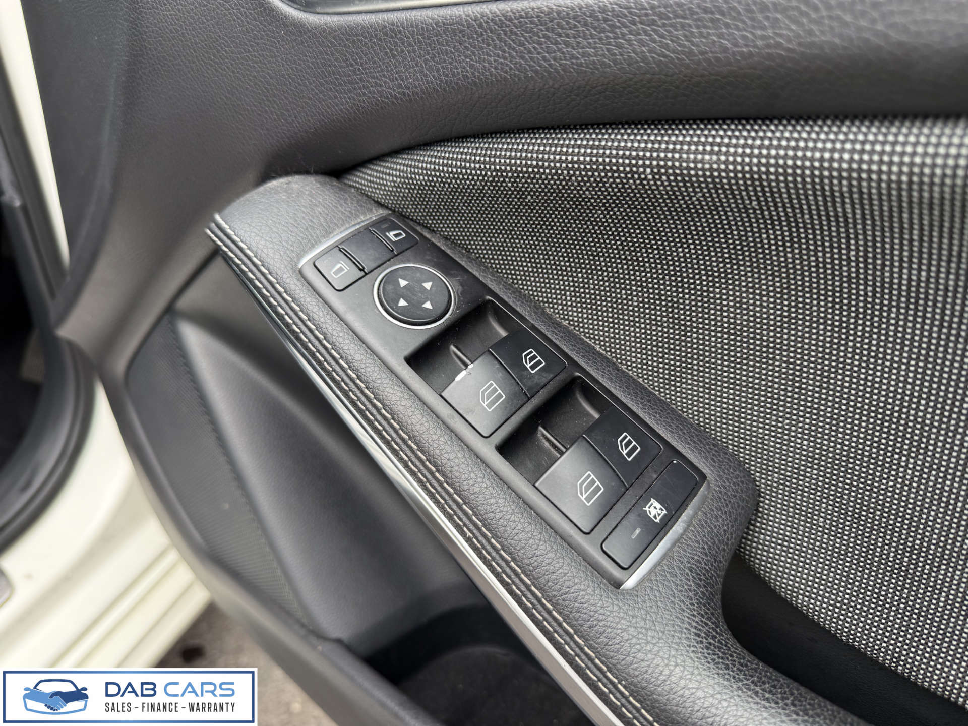 Mercedes-Benz A-CLASS 1.6 A180 BlueEfficiency SE 5dr #16