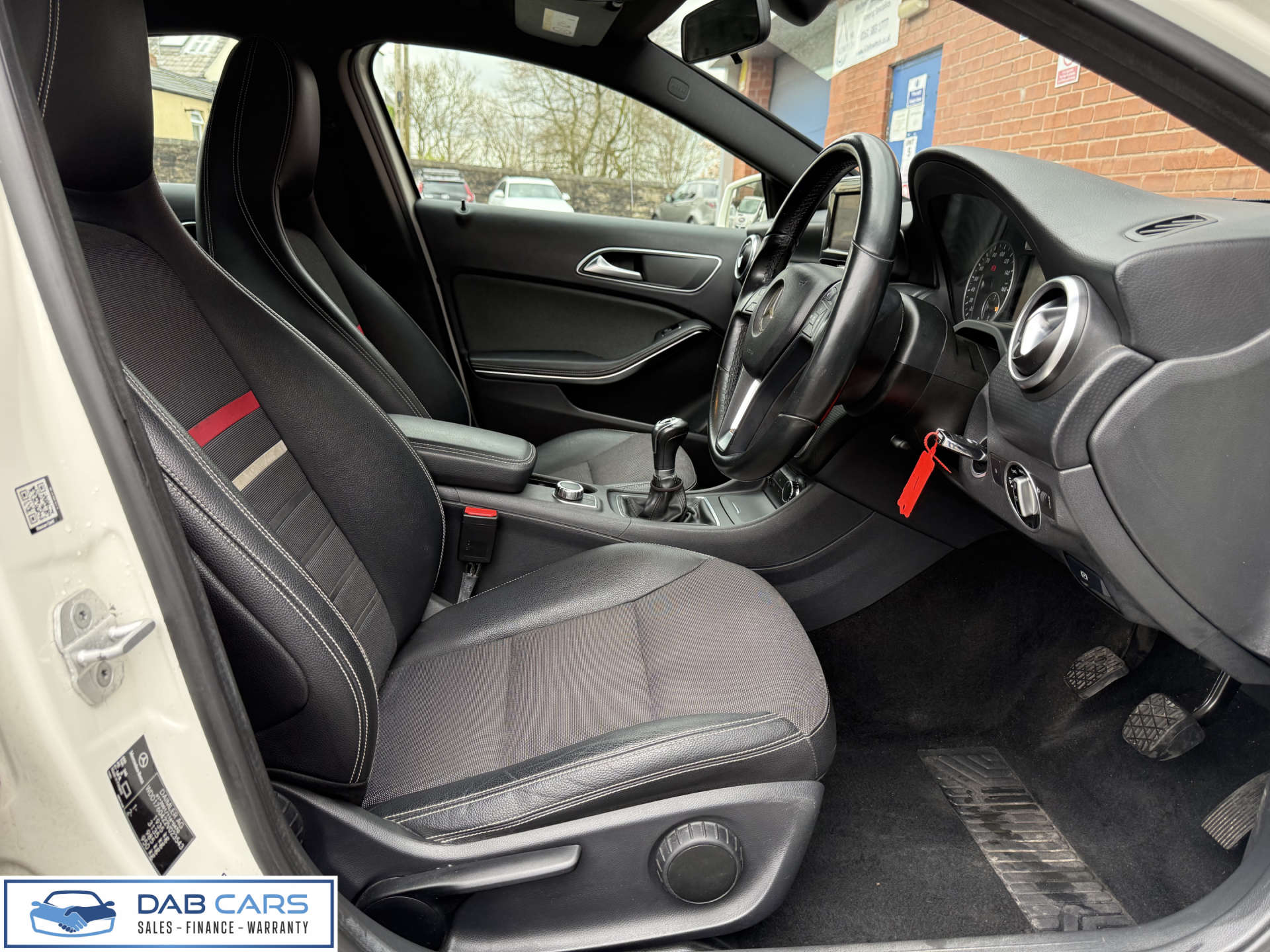Mercedes-Benz A-CLASS 1.6 A180 BlueEfficiency SE 5dr #19