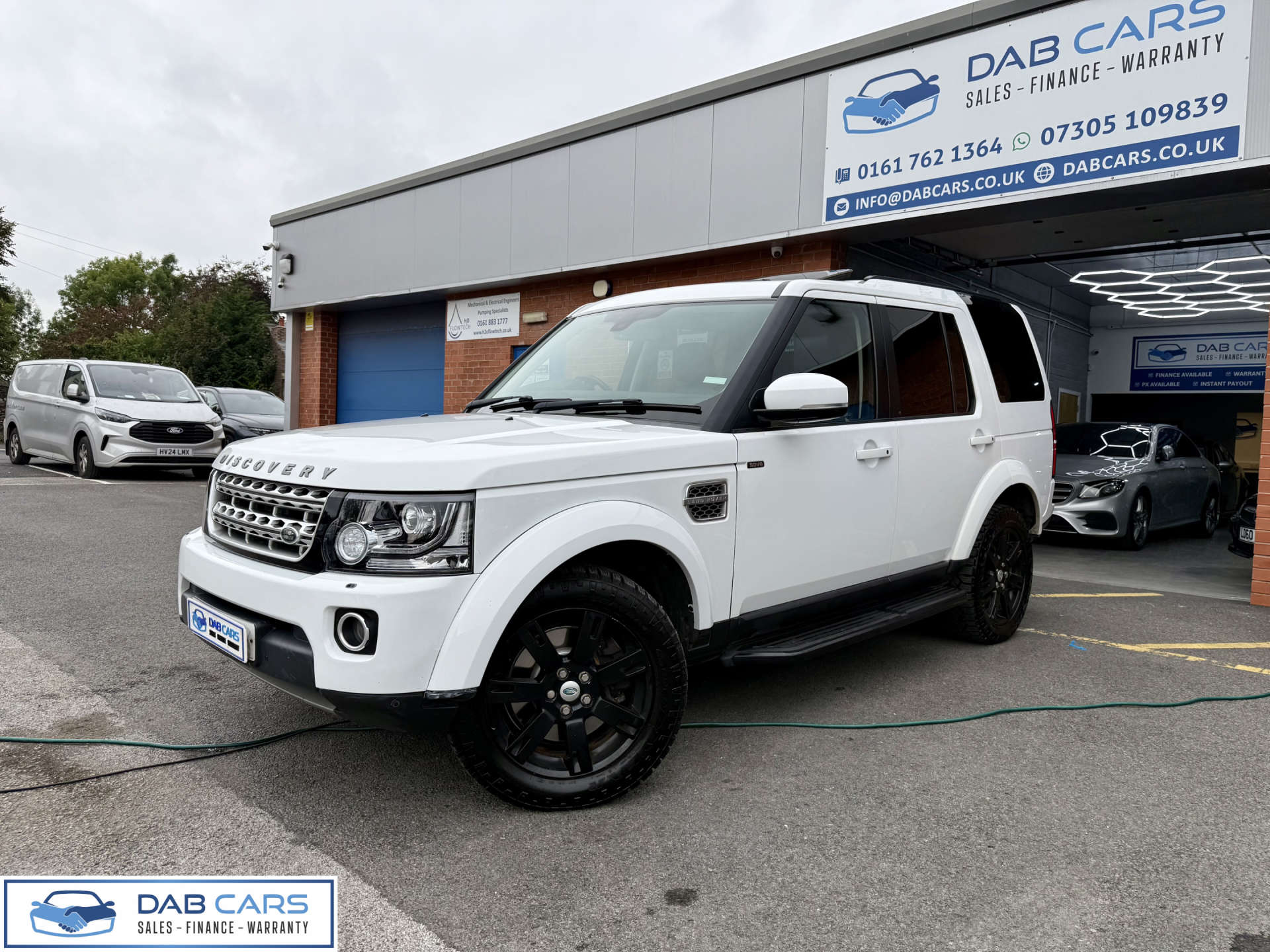 Land Rover Discovery 3.0 Discovery HSE SDV6 Auto 4WD 5dr #59