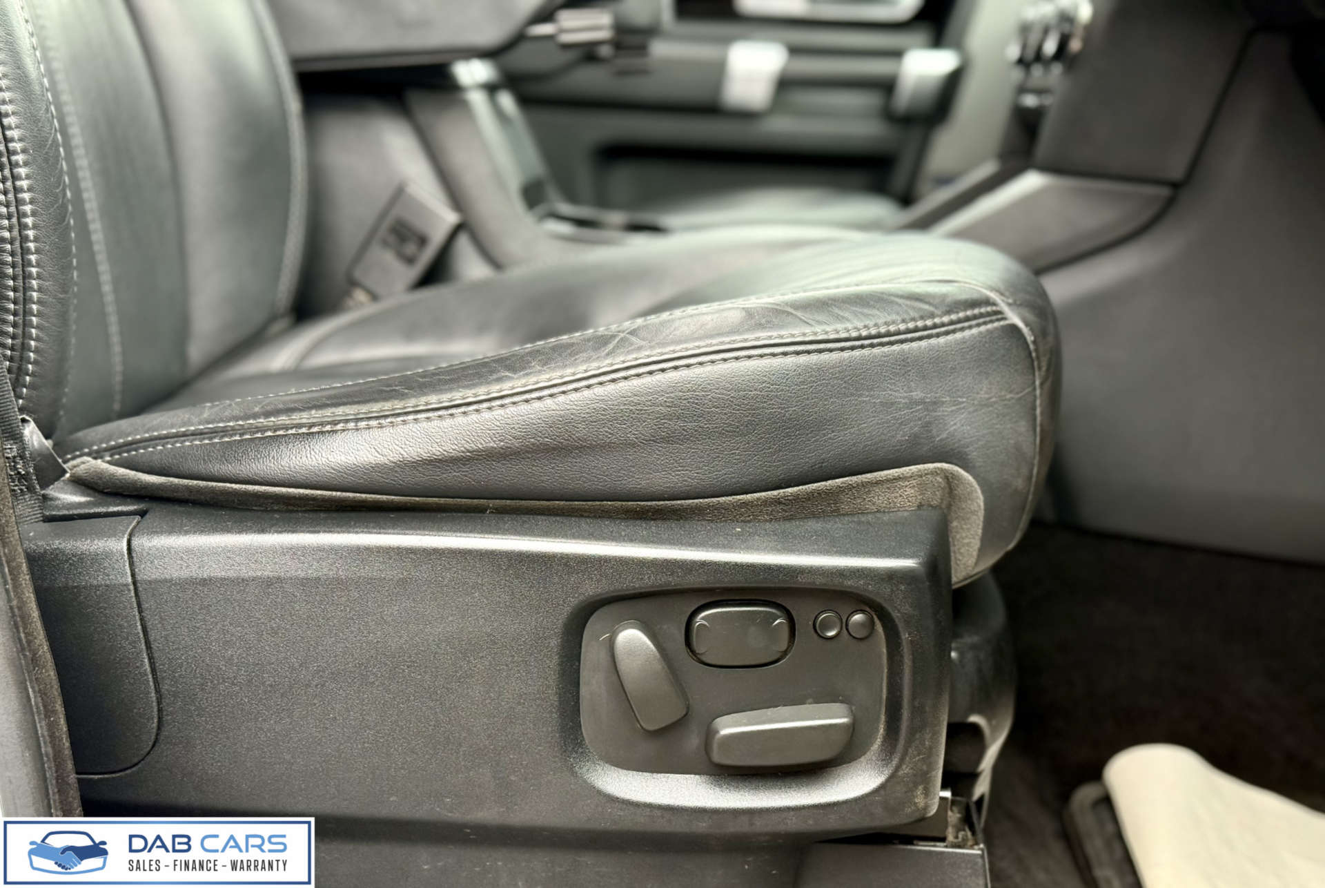 Land Rover Discovery 3.0 Discovery HSE SDV6 Auto 4WD 5dr #24