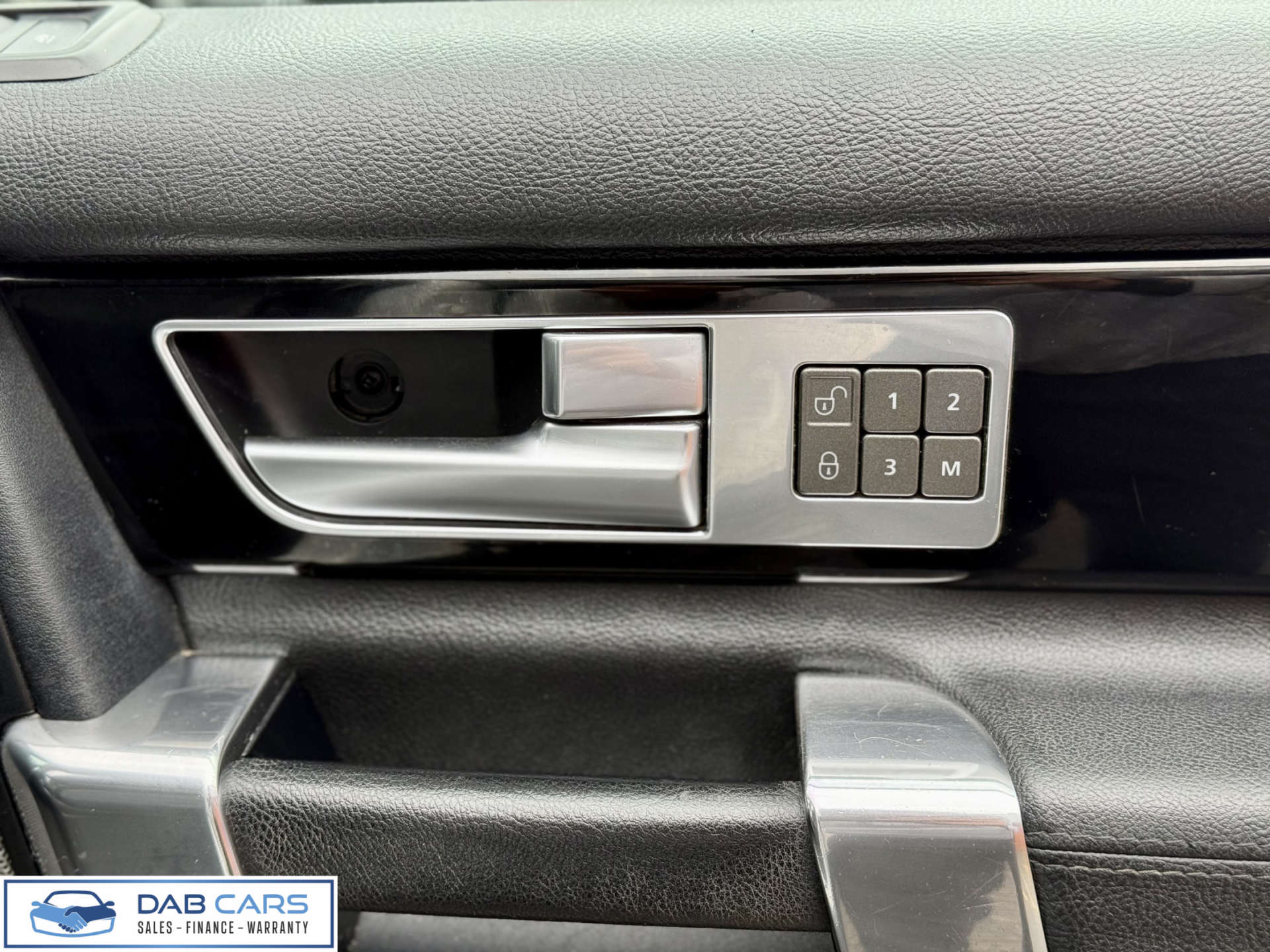 Land Rover Discovery 3.0 Discovery HSE SDV6 Auto 4WD 5dr #22