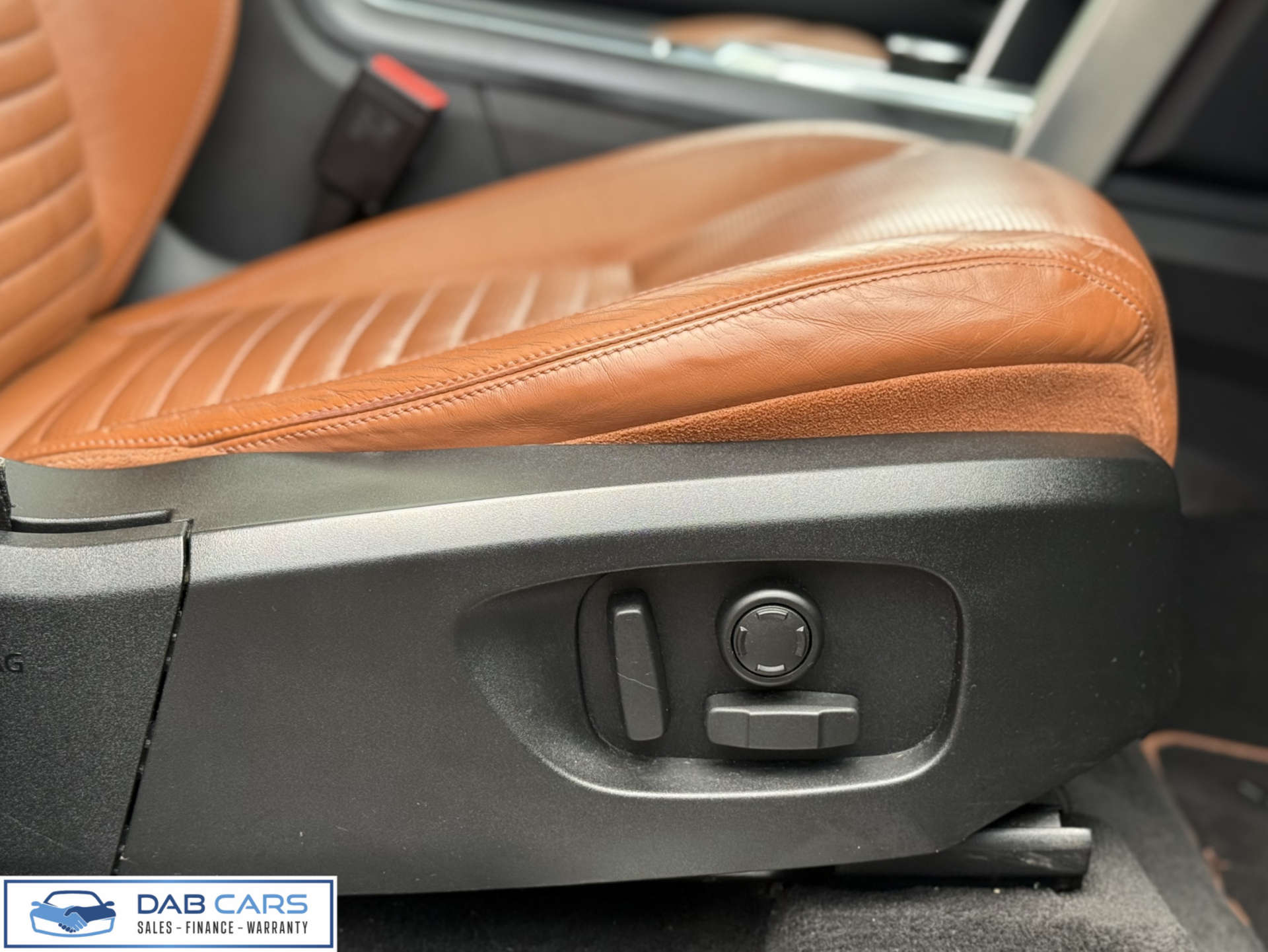 Land Rover Discovery Sport 2.0 Discovery Sport Luxury HSE TD4 Auto 4WD 5dr #13