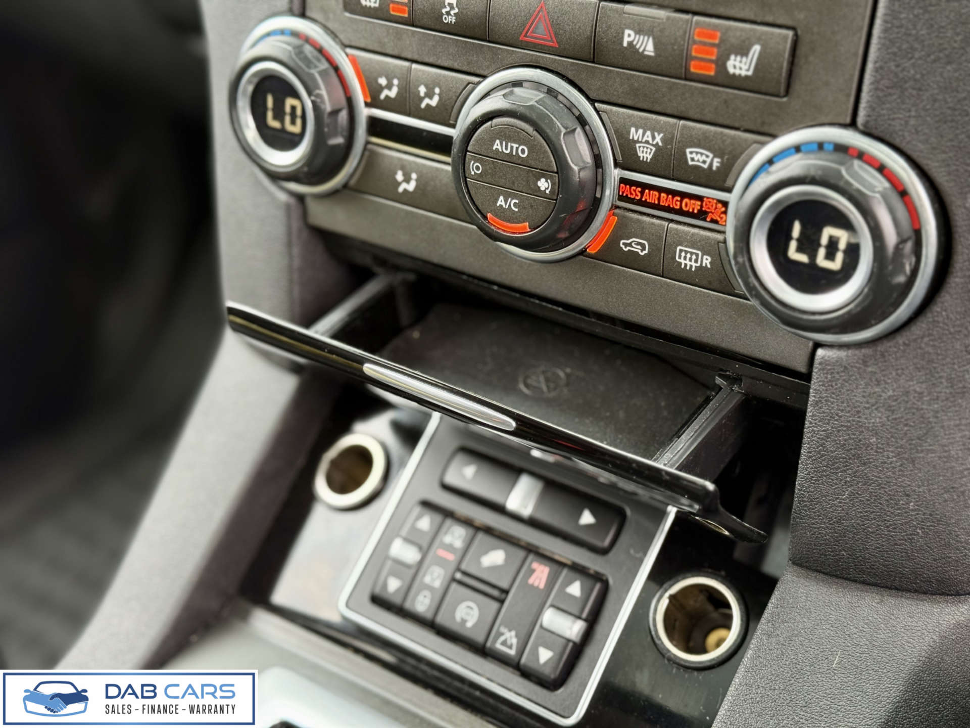 Land Rover Discovery 3.0 Discovery HSE SDV6 Auto 4WD 5dr #14