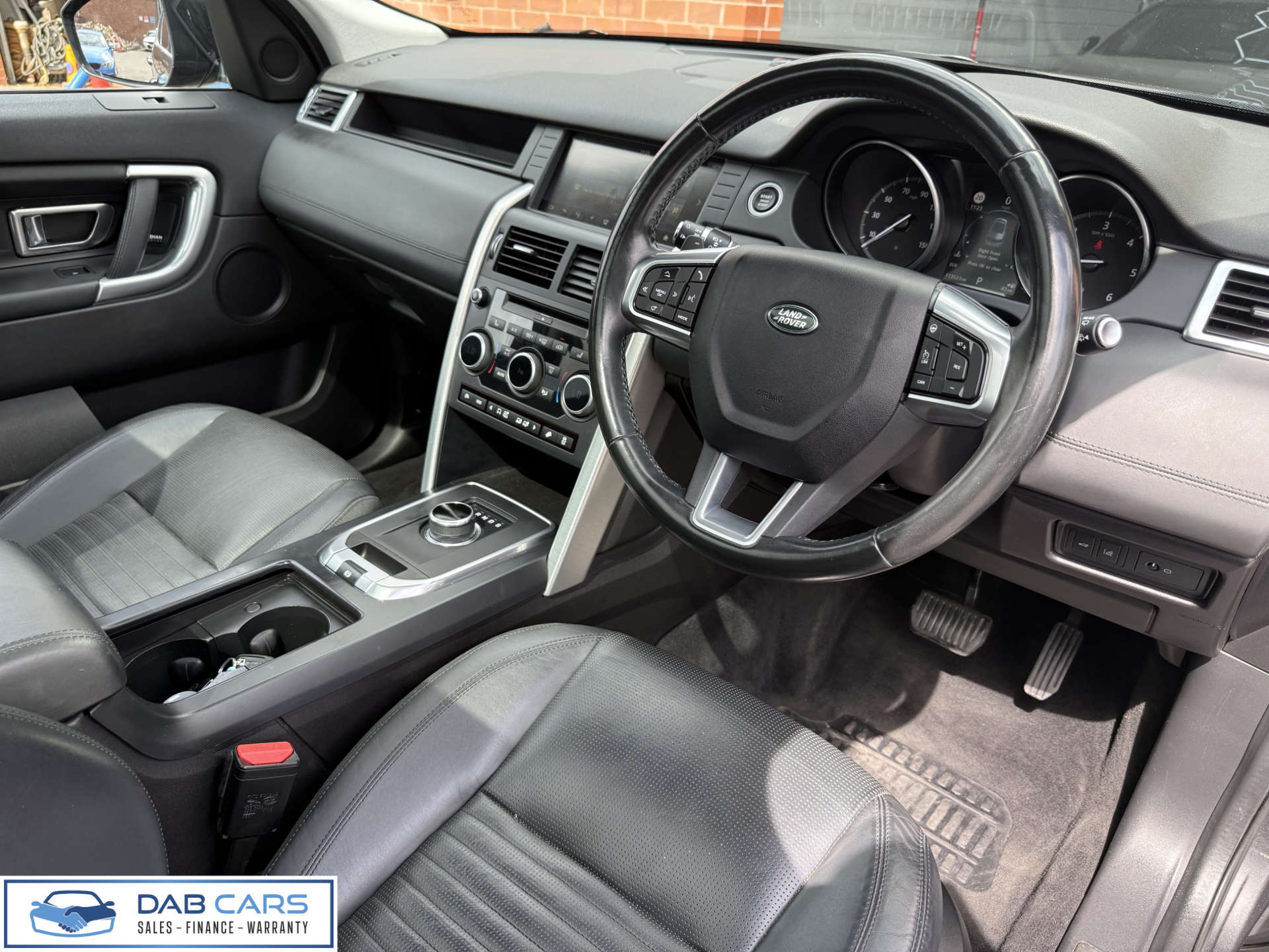 Land Rover Discovery Sport 2.0 Discovery Sport Luxury HSE TD4 Auto 4WD 5dr #3