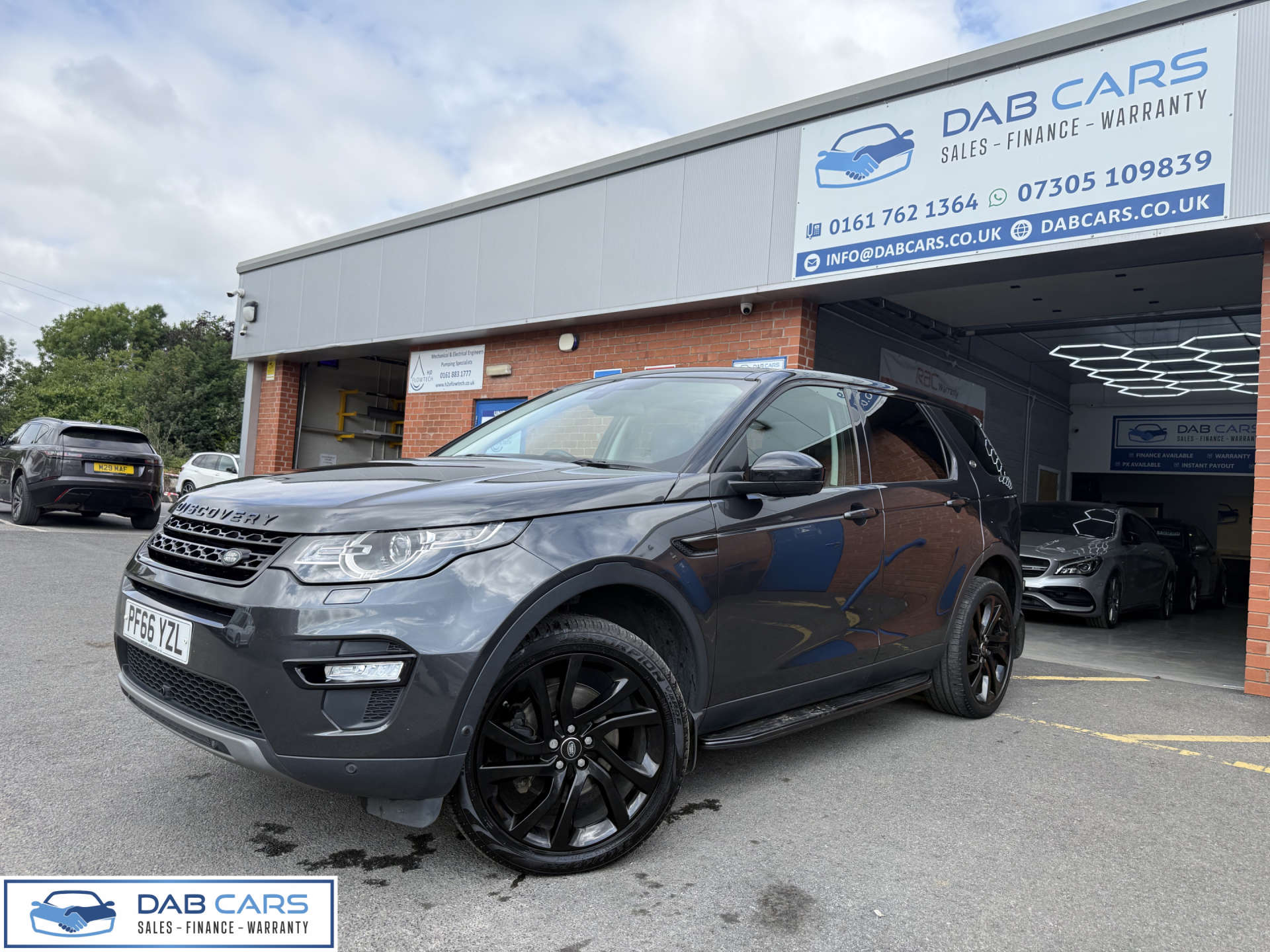 Land Rover Discovery Sport 2.0 Discovery Sport Luxury HSE TD4 Auto 4WD 5dr #62