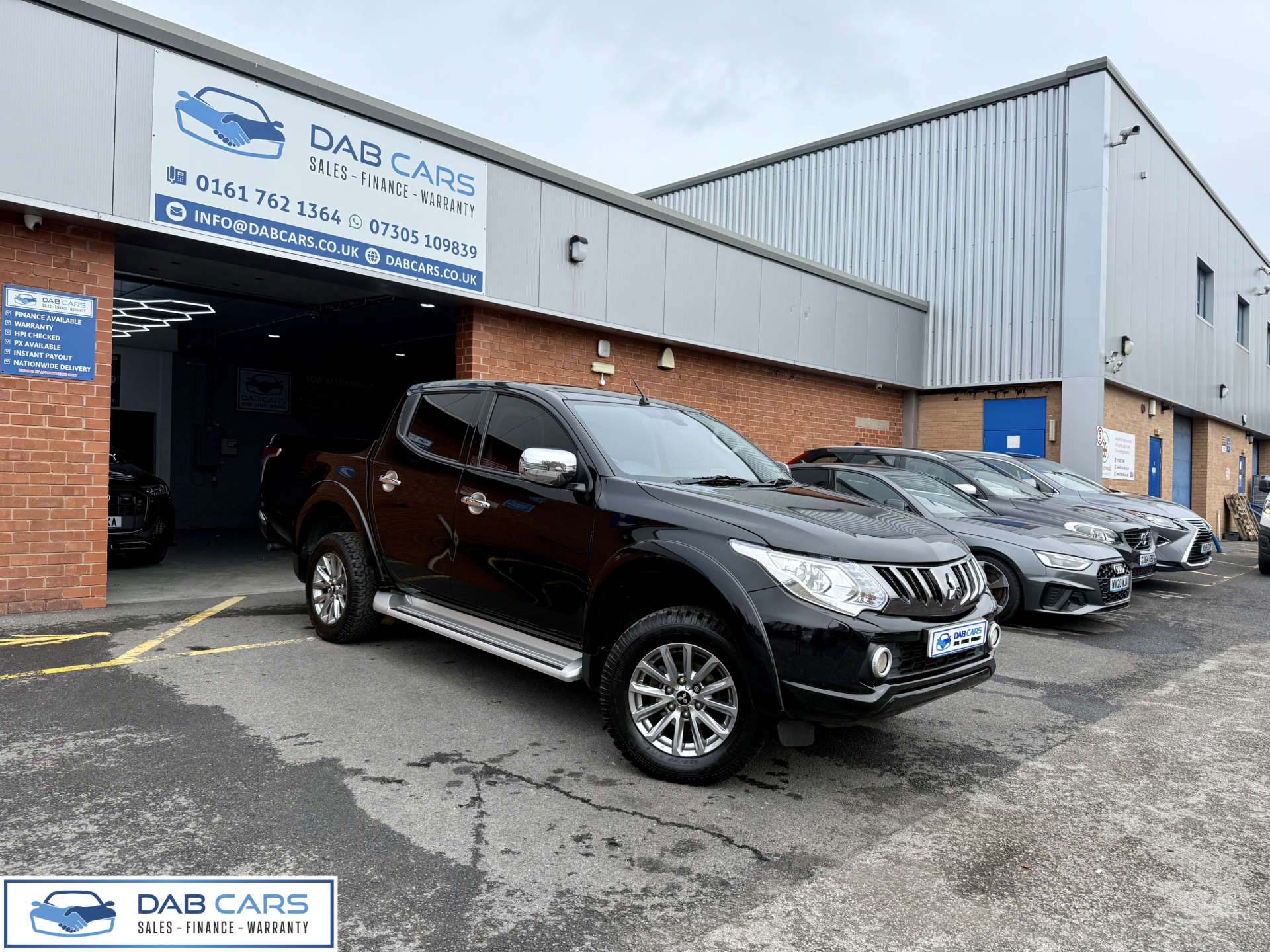 MITSUBISHI L200 2.4 L200 Barbarian DI-D Auto 4WD #59