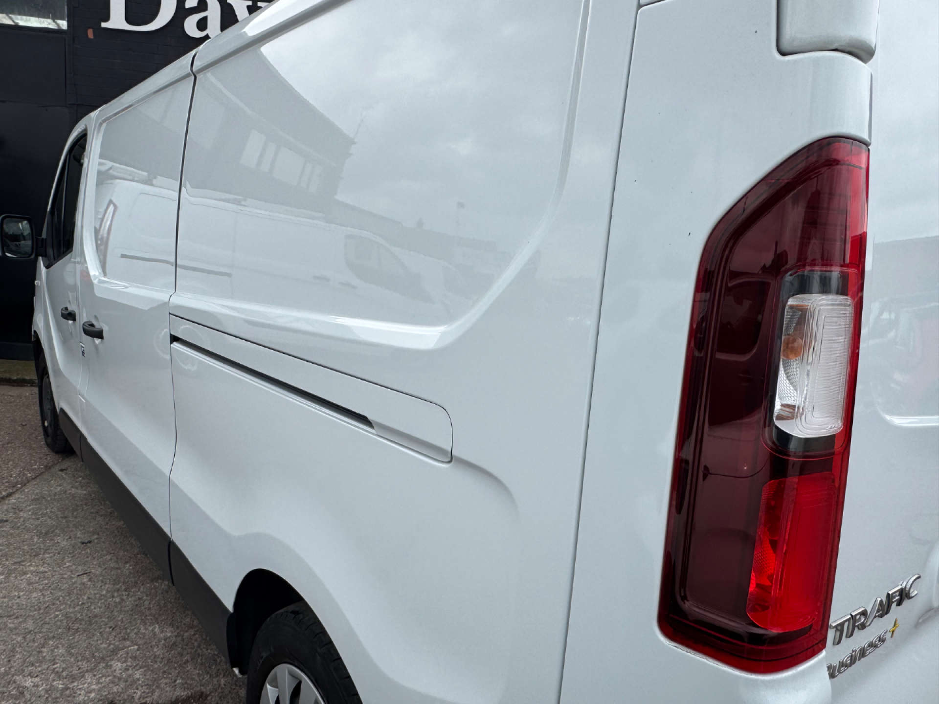 RENAULT TRAFIC 2.0 Trafic LL30 Business+ Energy dCi #11