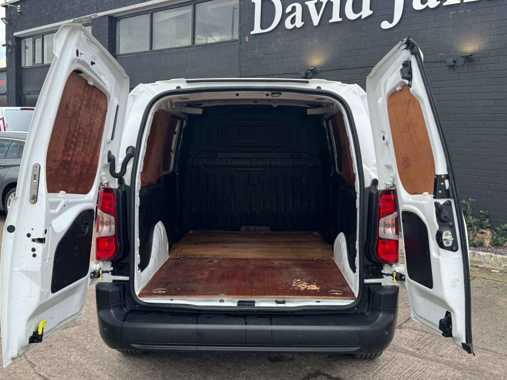 VAUXHALL COMBO 1.5 Combo 2300 Dynamic TD #13