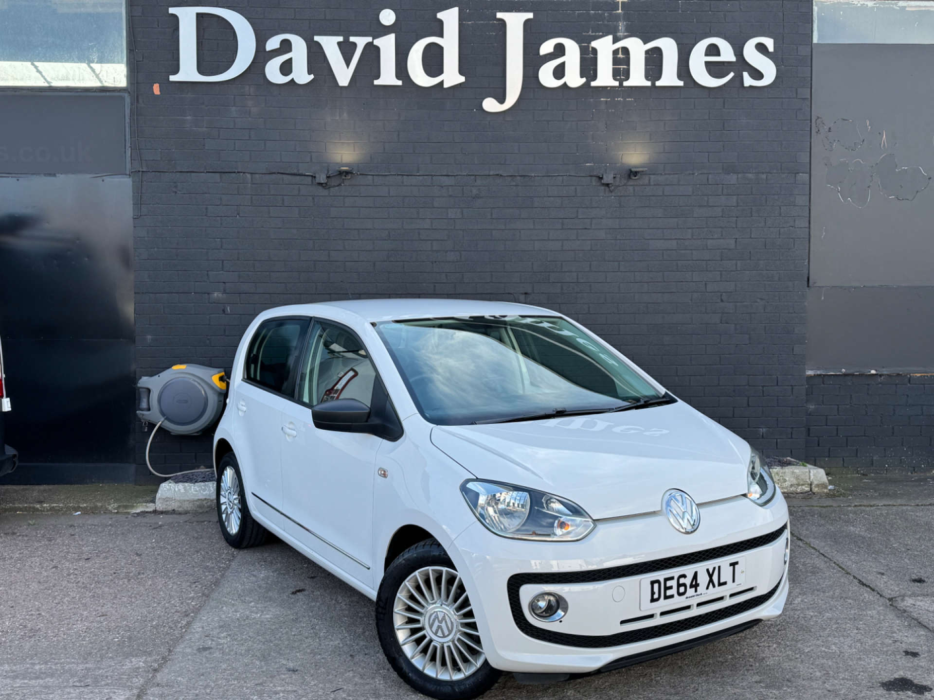 VOLKSWAGEN UP! 1.0 High Up 5dr