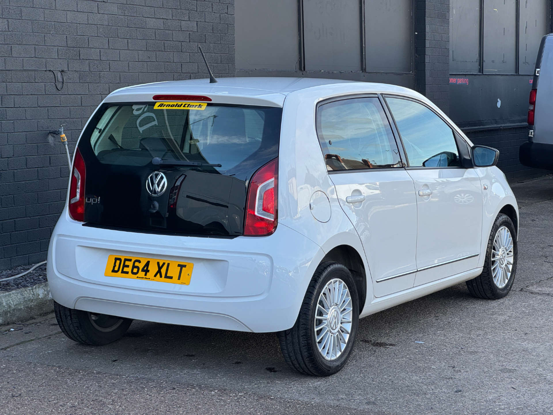 VOLKSWAGEN UP! 1.0 High Up 5dr #7