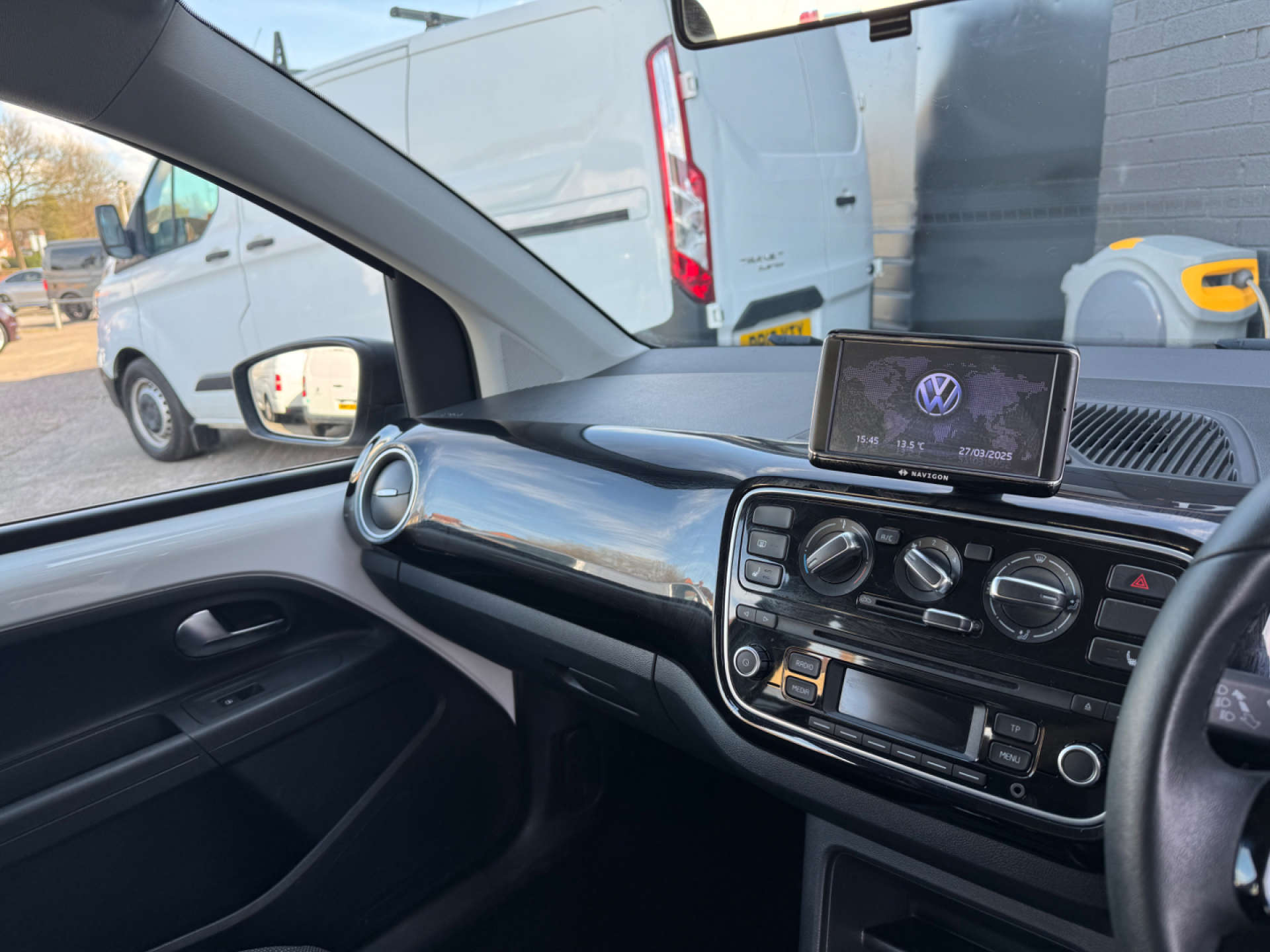 VOLKSWAGEN UP! 1.0 High Up 5dr #15