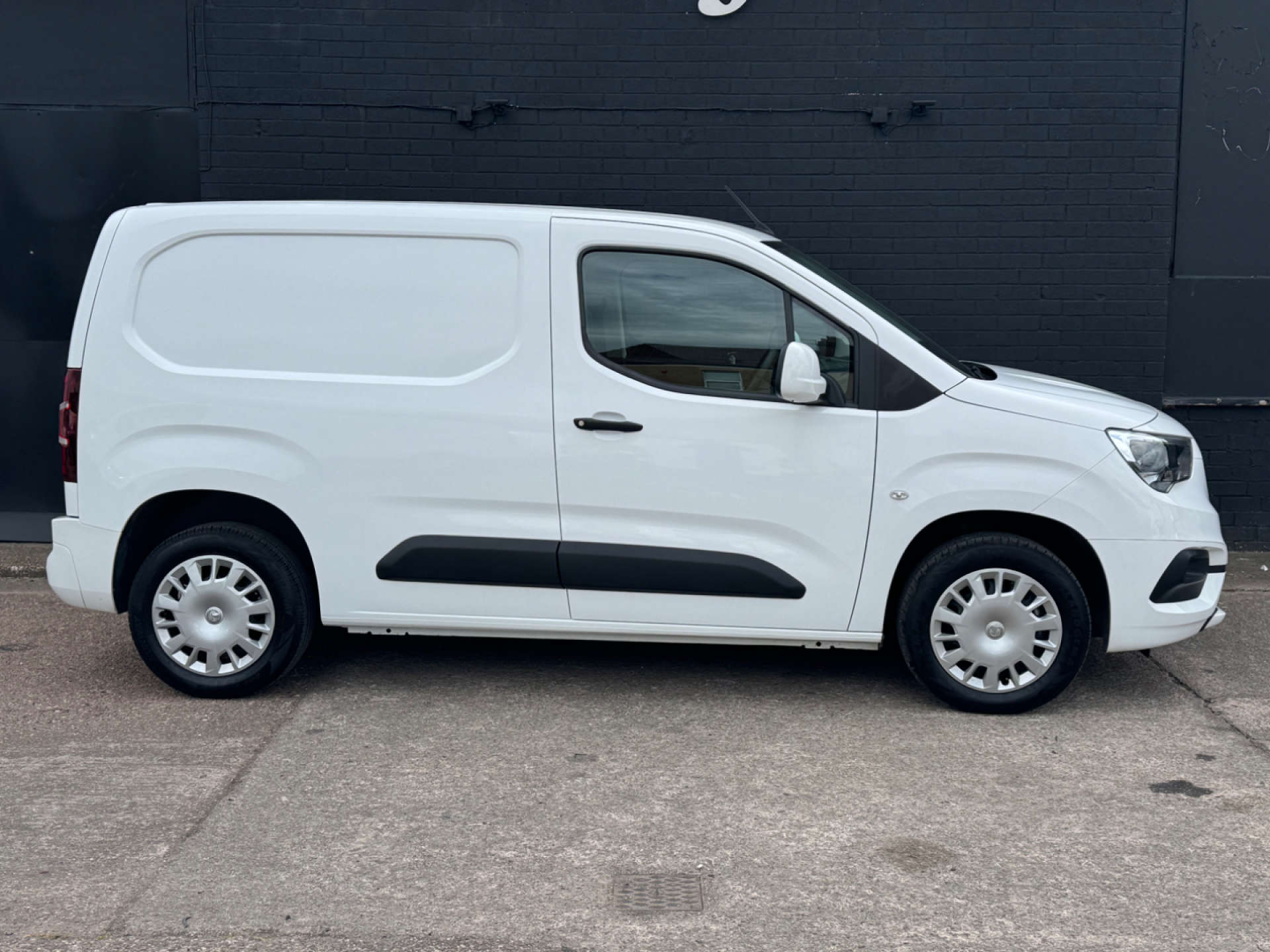 VAUXHALL COMBO 1.5 Combo 2300 Sportive TD #8