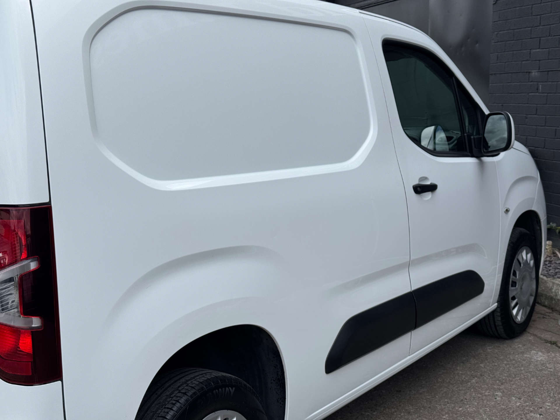 VAUXHALL COMBO 1.5 Combo 2300 Sportive TD #11