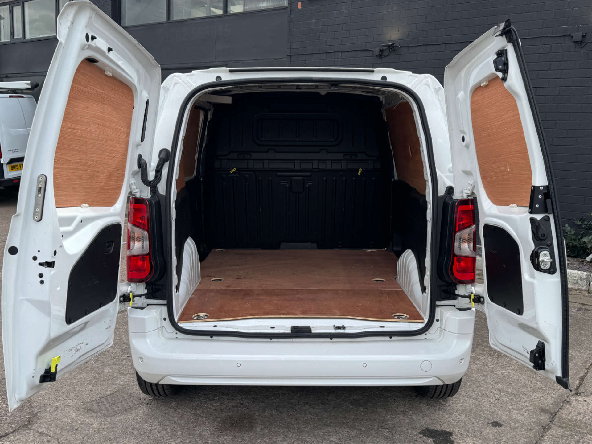VAUXHALL COMBO 1.5 Combo 2300 Sportive TD #13