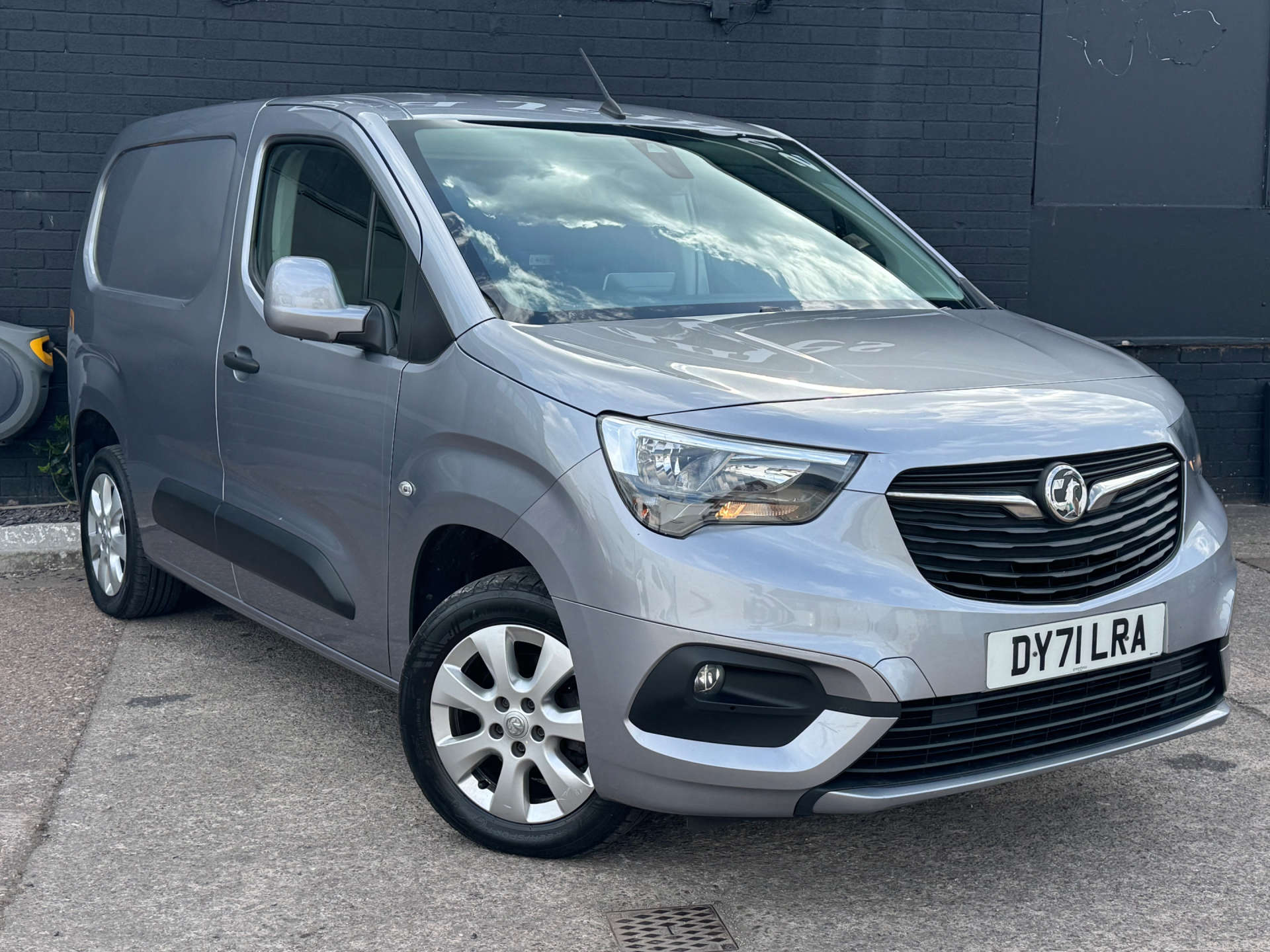 VAUXHALL COMBO 1.5 Combo 2000 Griffin Edition TD