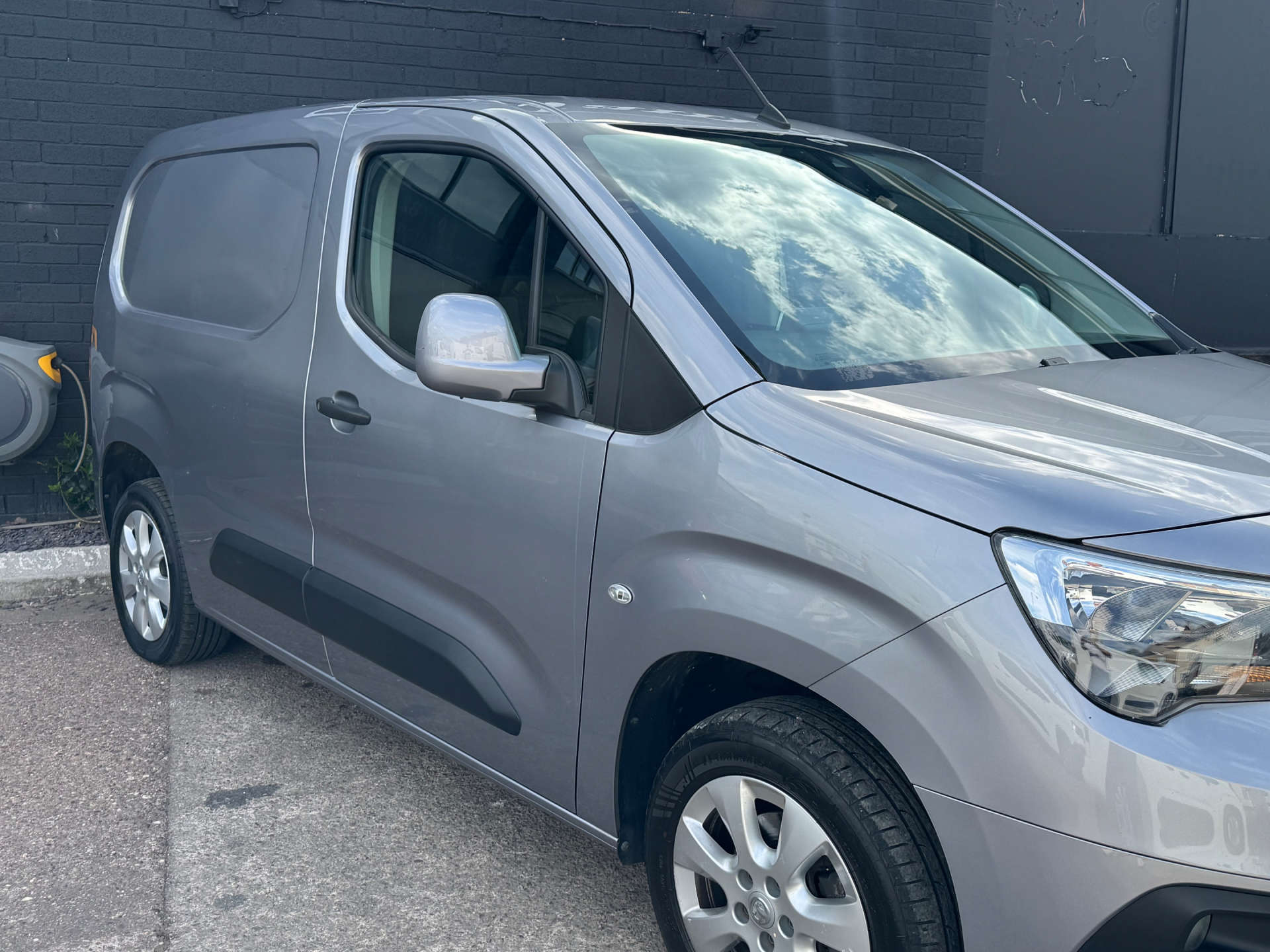 VAUXHALL COMBO 1.5 Combo 2000 Griffin Edition TD #9