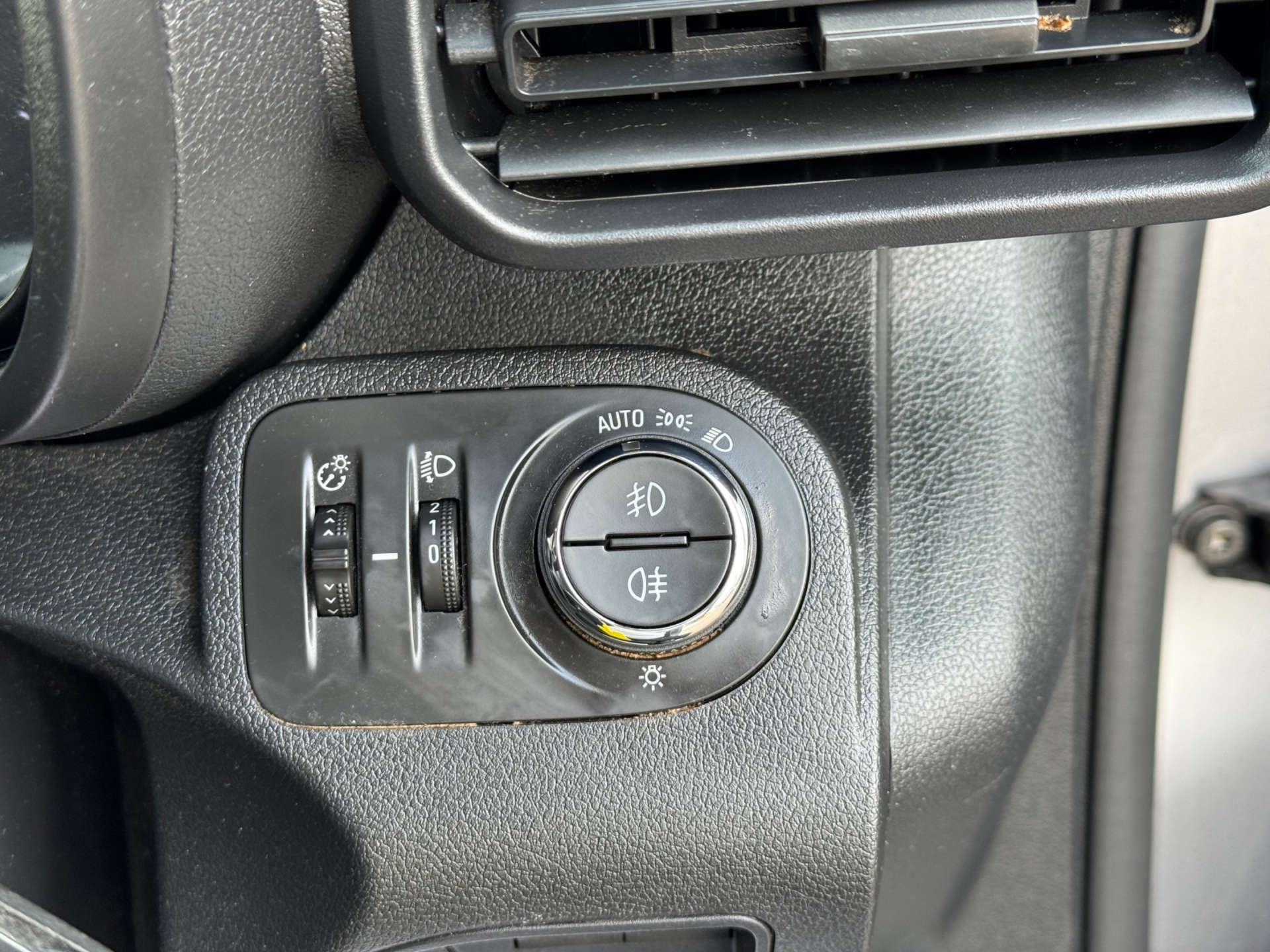 VAUXHALL COMBO 1.5 Combo 2000 Griffin Edition TD #28