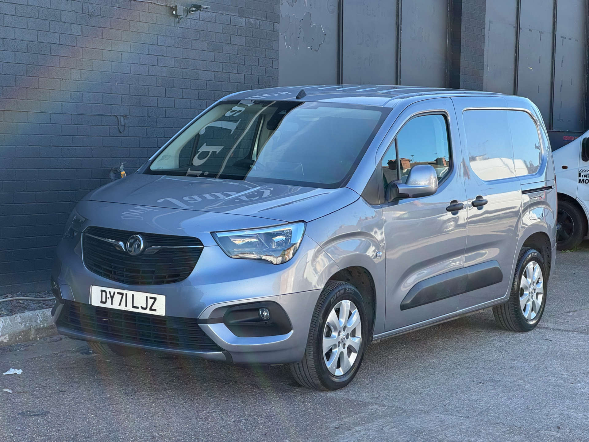 VAUXHALL COMBO 1.5 Combo 2000 Griffin Edition TD #3