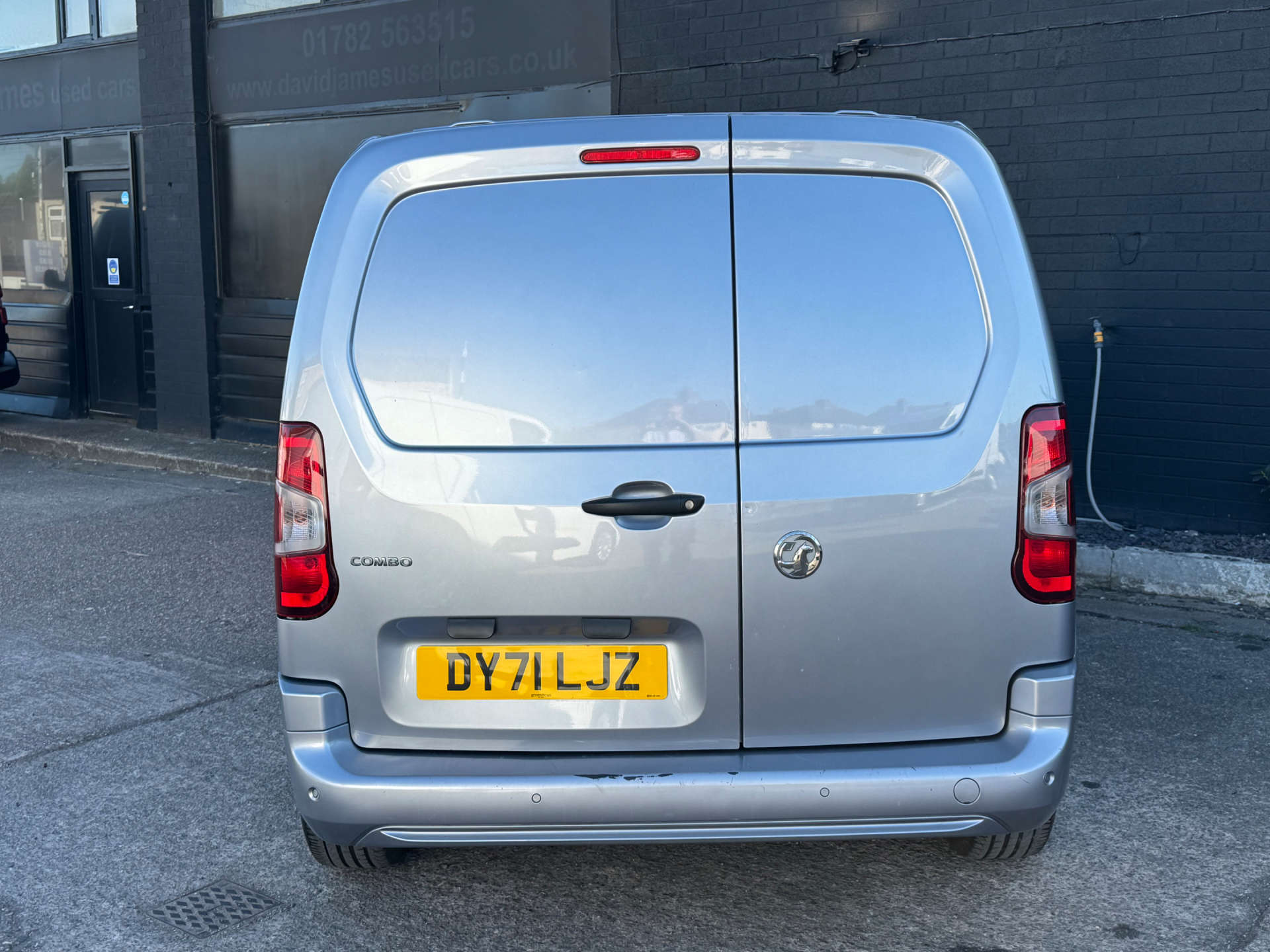 VAUXHALL COMBO 1.5 Combo 2000 Griffin Edition TD #6