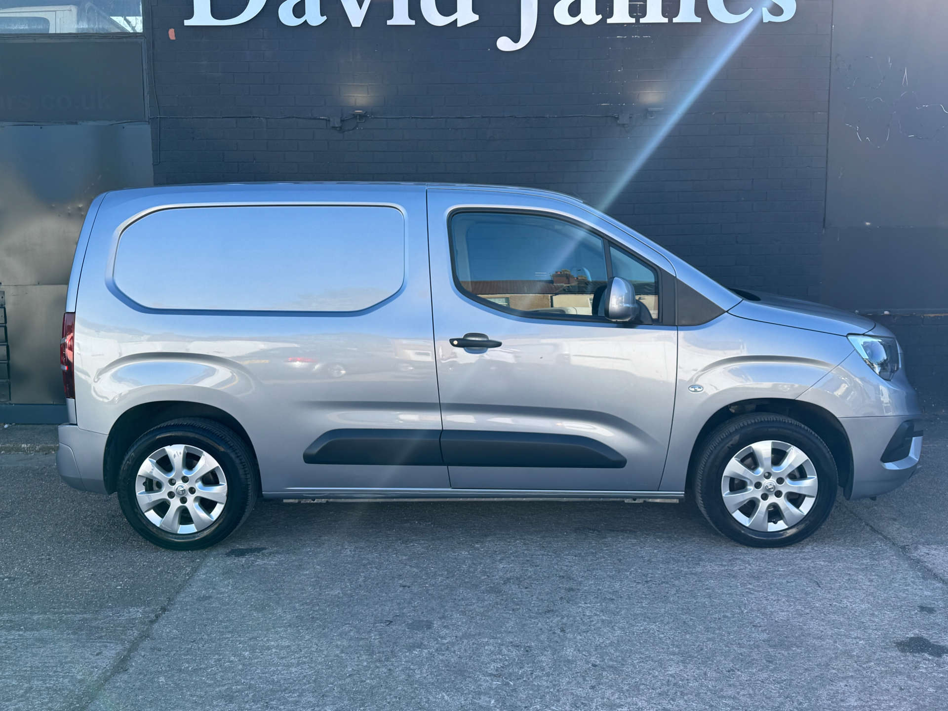 VAUXHALL COMBO 1.5 Combo 2000 Griffin Edition TD #8