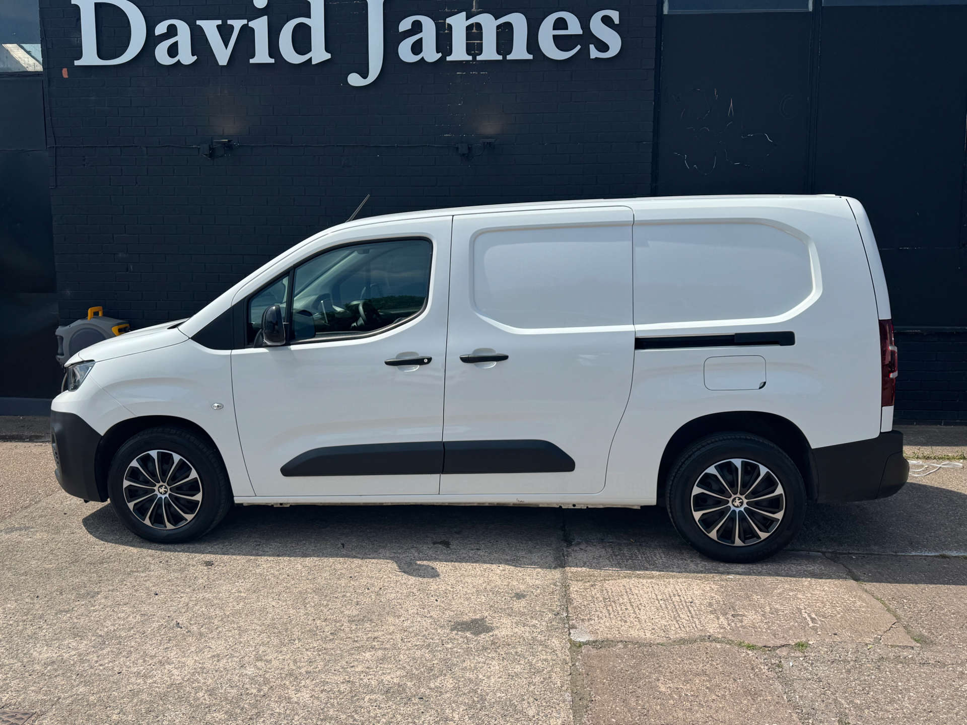 PEUGEOT PARTNER 1.5 Partner Professional Premium Blue HDi #4