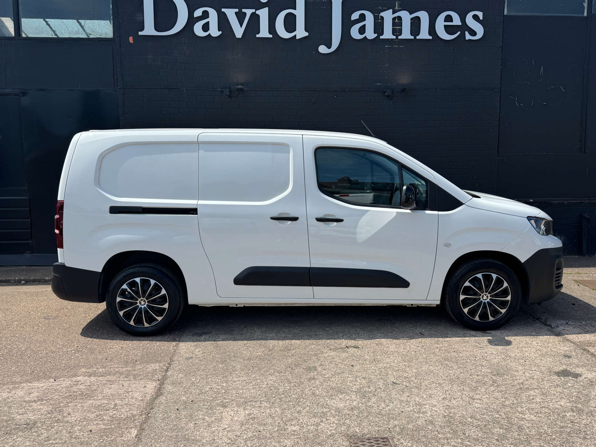 PEUGEOT PARTNER 1.5 Partner Professional Premium Blue HDi #8