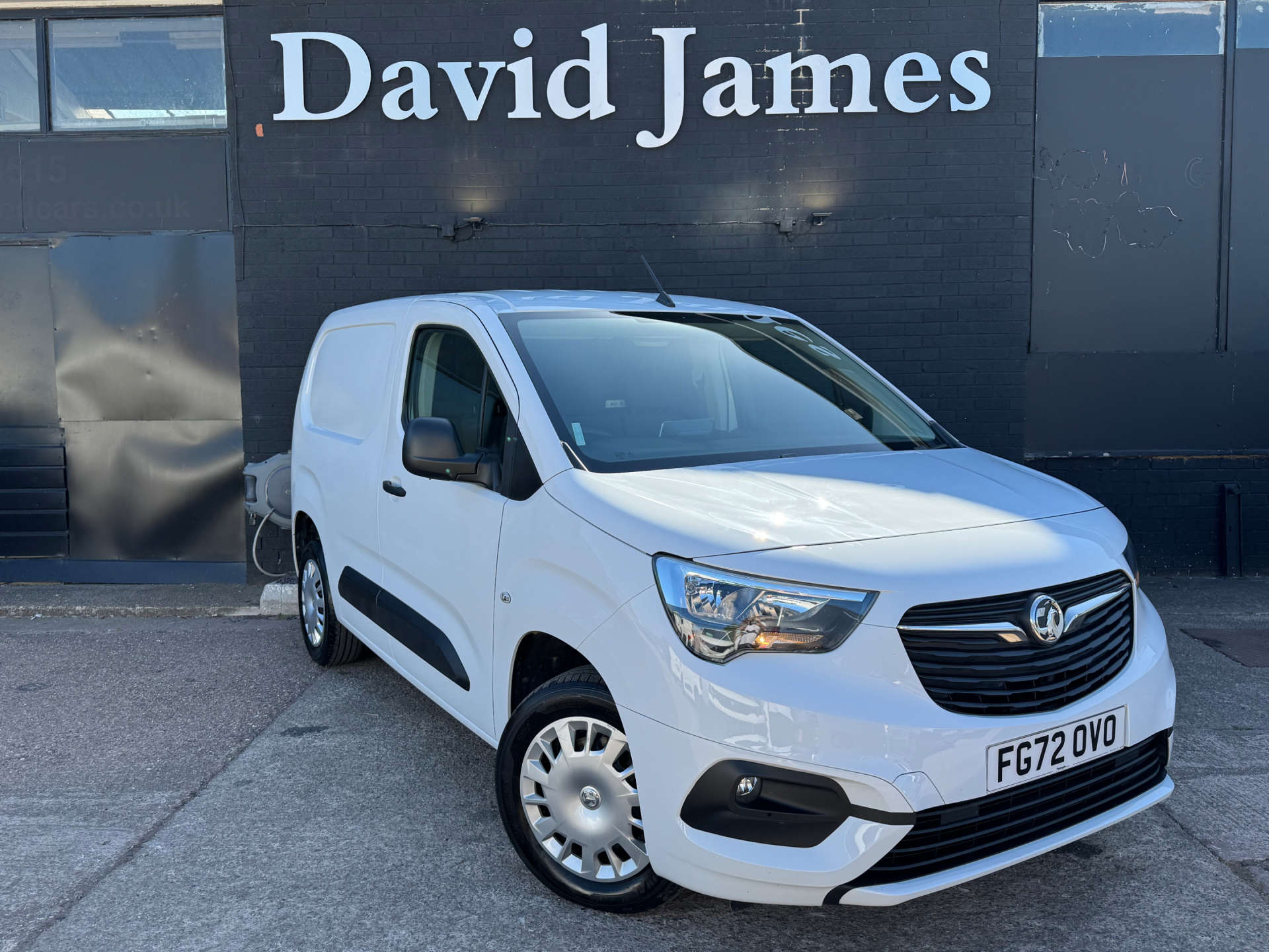 VAUXHALL COMBO 1.5 Combo 2300 Sportive TD