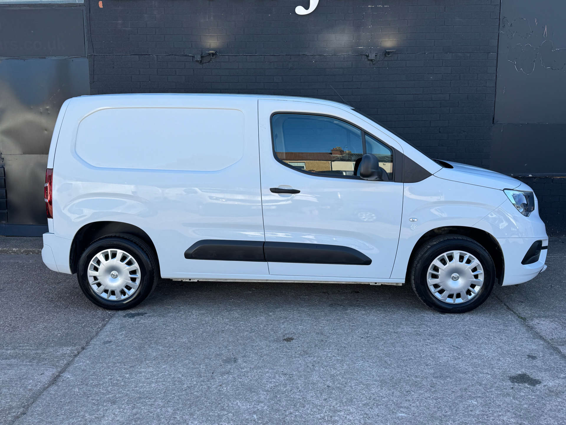 VAUXHALL COMBO 1.5 Combo 2300 Sportive TD #8