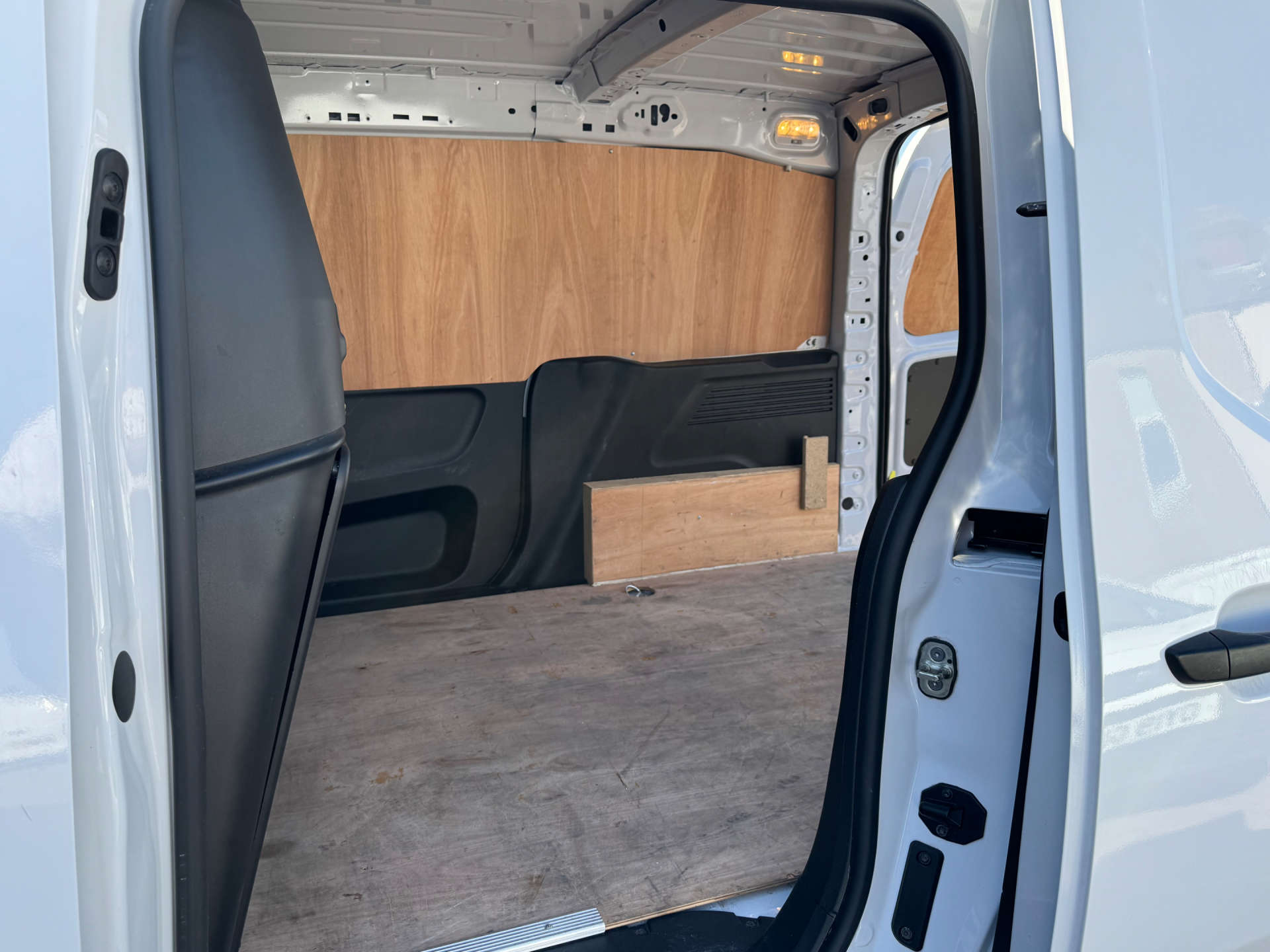 VAUXHALL COMBO 1.5 Combo 2300 Sportive TD #14