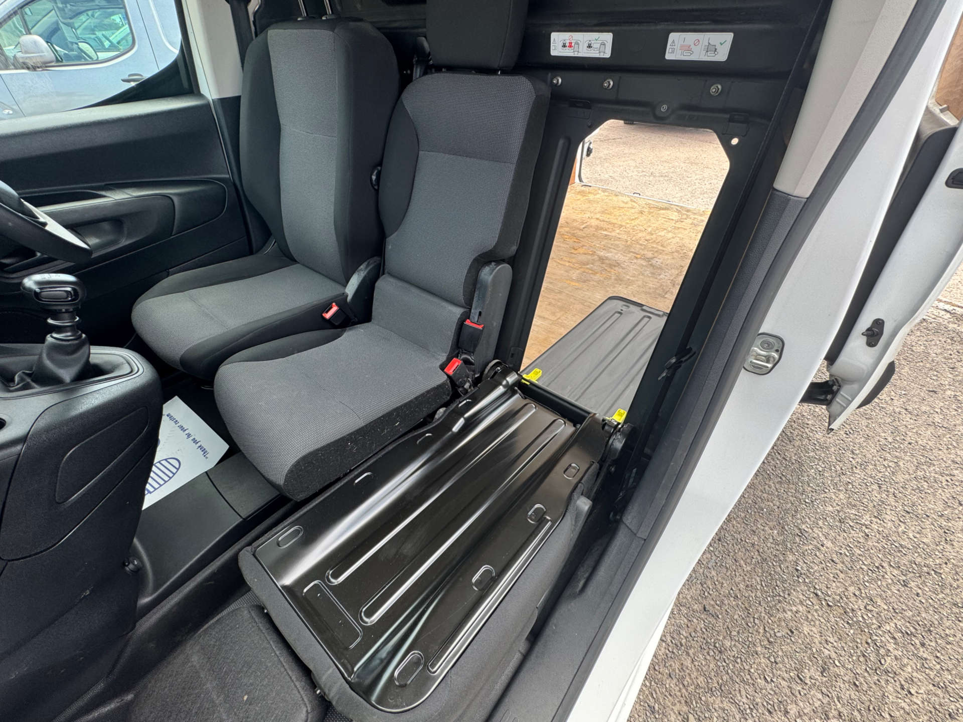 PEUGEOT PARTNER 1.5 Partner Professional Premium Blue HDi #31
