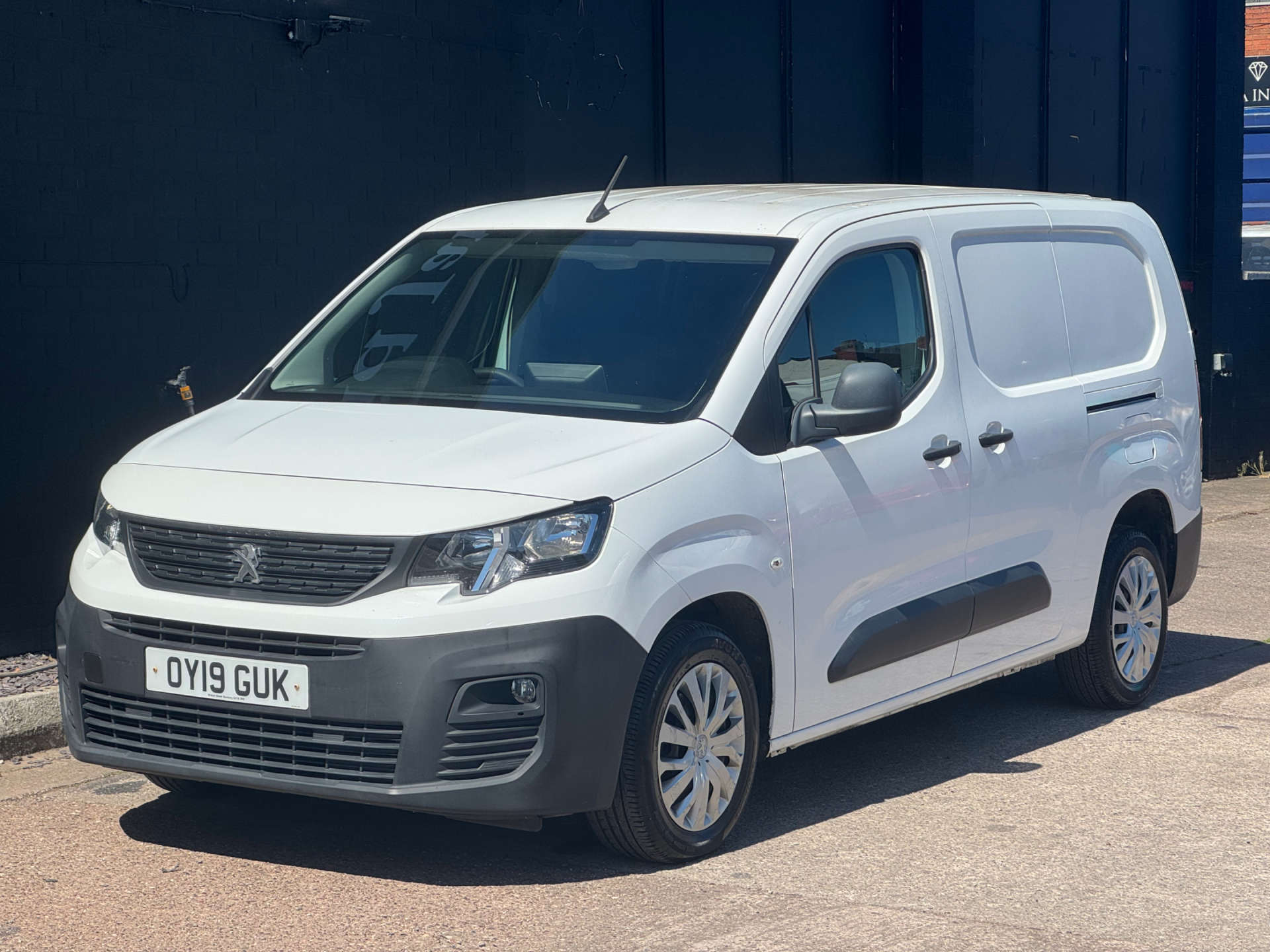 PEUGEOT PARTNER 1.6 Blue HDi 950 Professional Long Crew Van Double Cab 6dr Diesel Manual LWB Euro 6 (100 bhp) #3