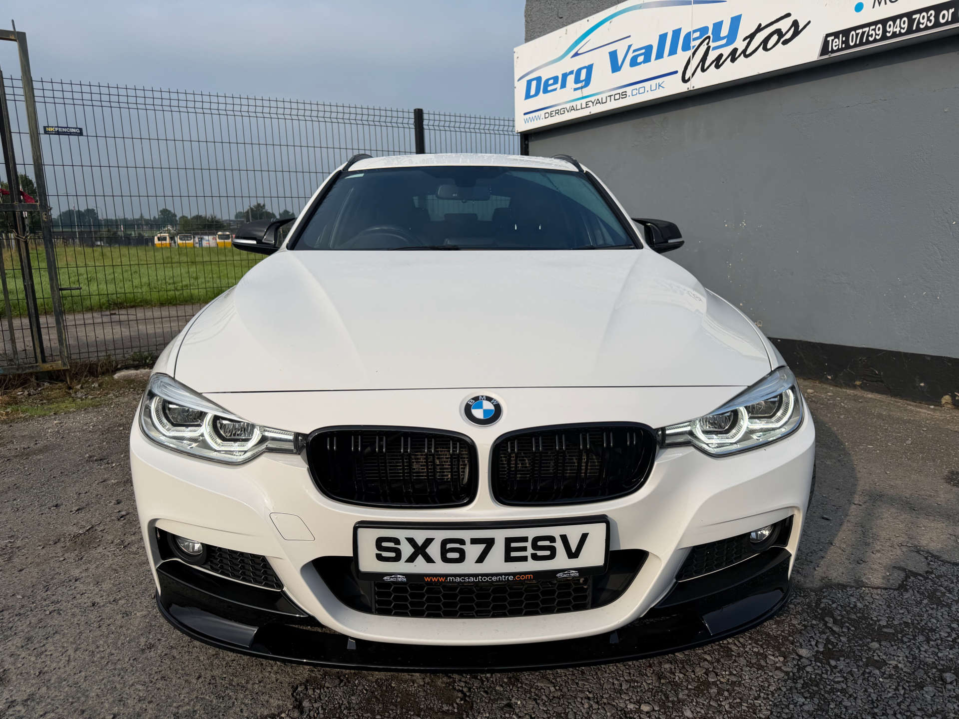 2018 BMW 3 SERIES 2.0 320d M Sport Auto 5dr - vehicle photo 2 for sale on PureCar