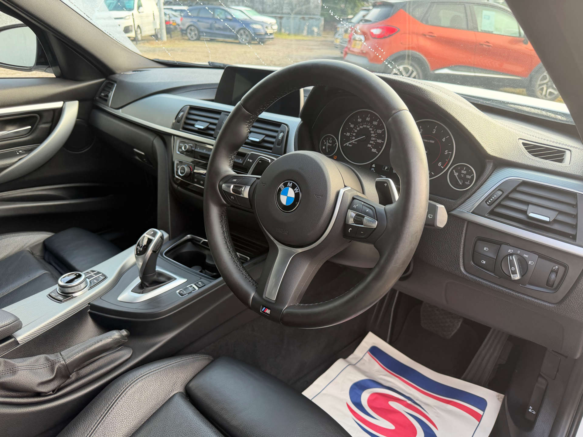 2018 BMW 3 SERIES 2.0 320d M Sport Auto 5dr - vehicle photo 7 for sale on PureCar