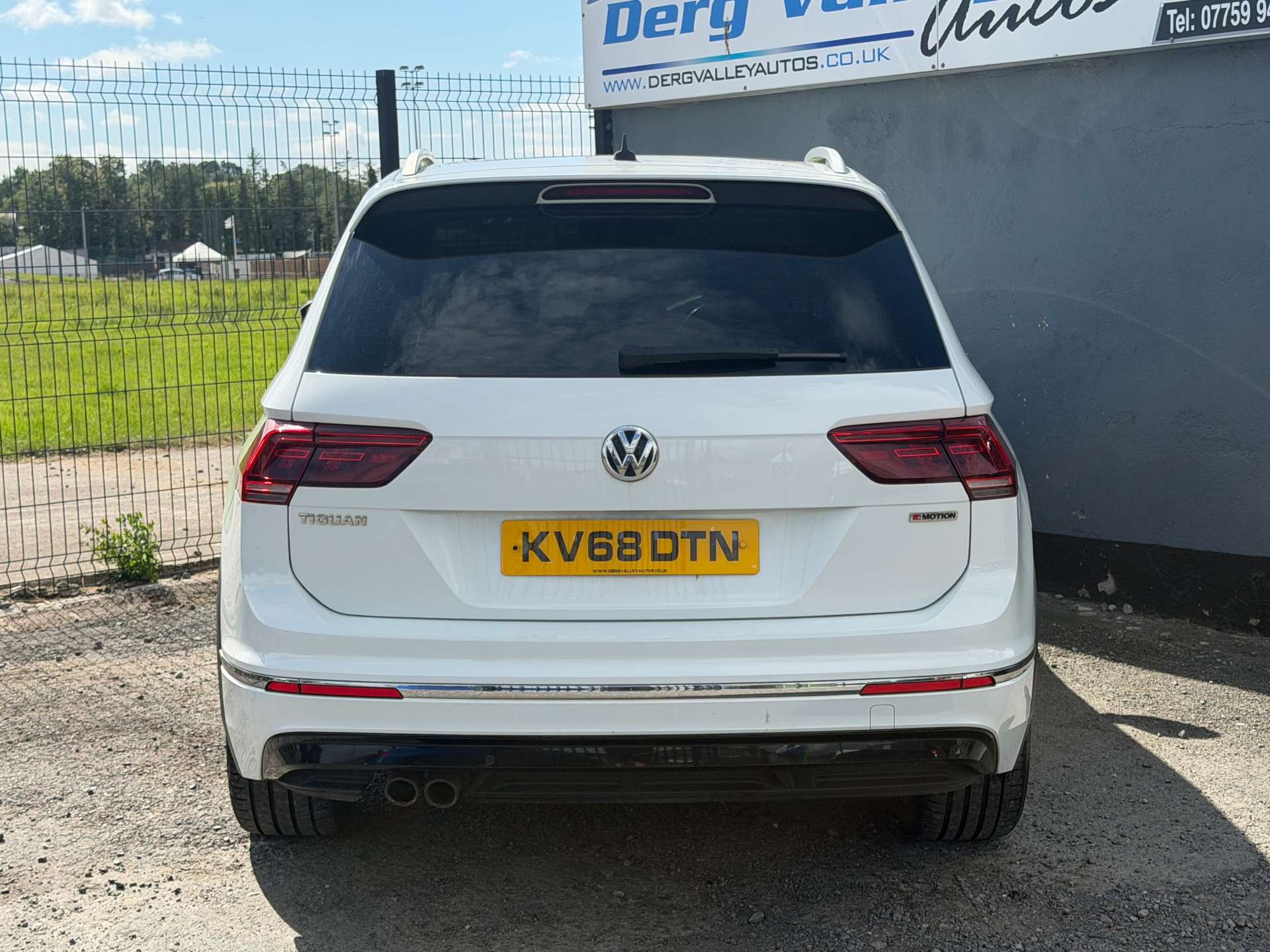 2018 VOLKSWAGEN TIGUAN 2.0 Tiguan R-Line TDI 4Motion Semi-Auto 4WD 5dr - vehicle photo 6 for sale on PureCar
