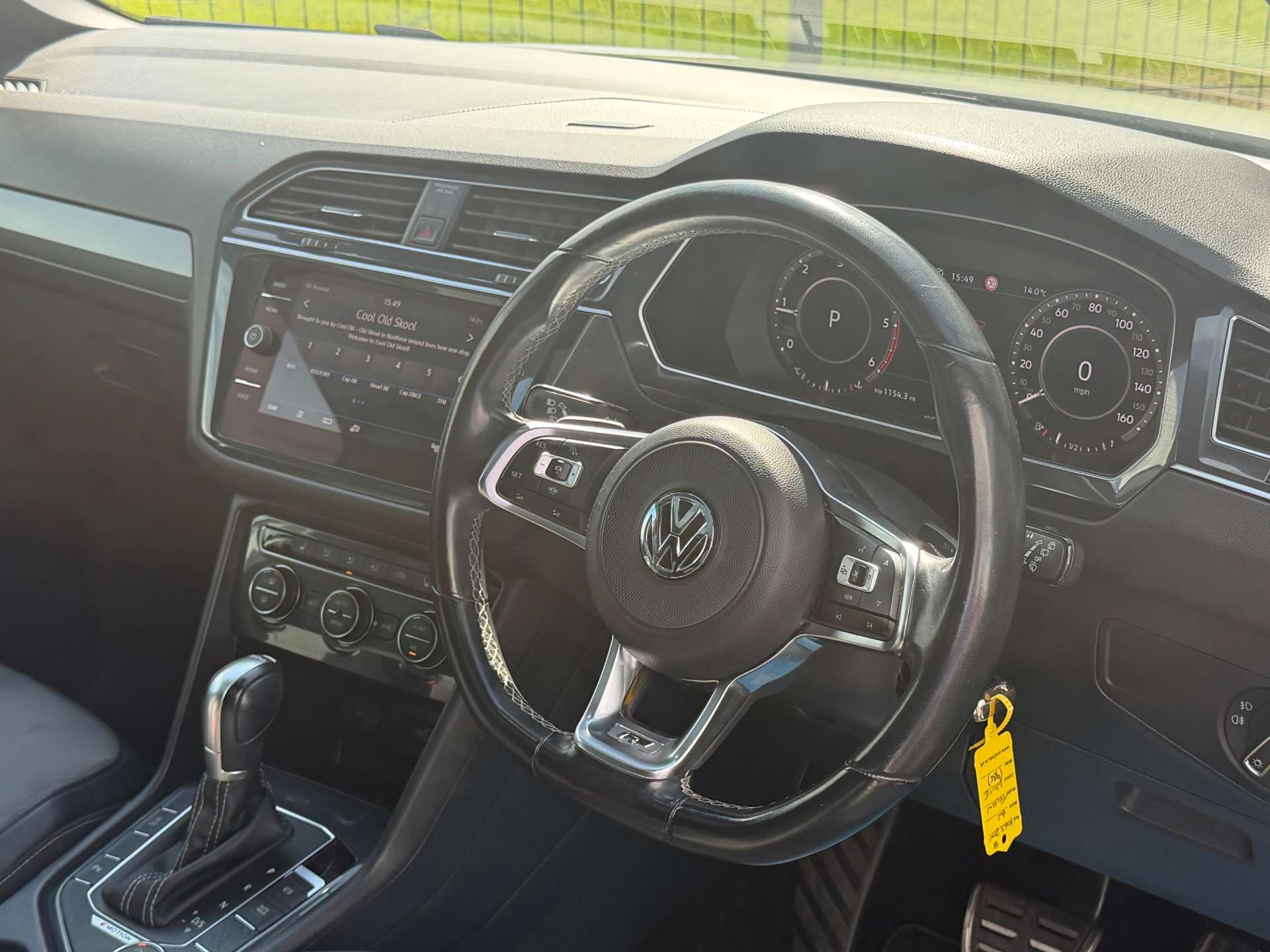 2018 VOLKSWAGEN TIGUAN 2.0 Tiguan R-Line TDI 4Motion Semi-Auto 4WD 5dr - vehicle photo 11 for sale on PureCar