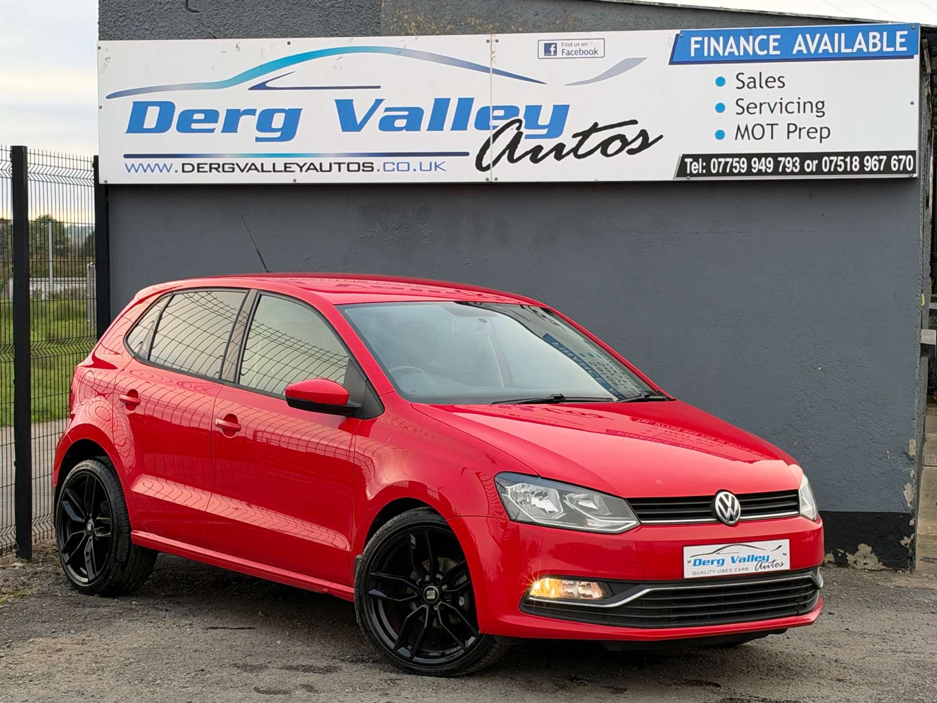 VOLKSWAGEN POLO 2015