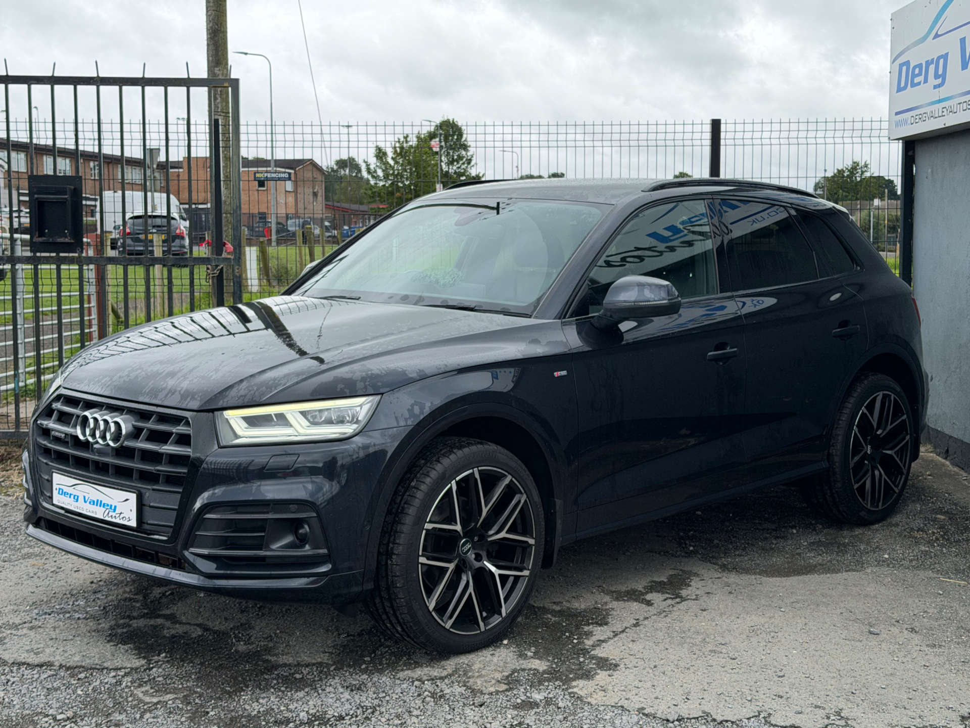 2017 AUDI Q5 S Line - vehicle photo 4 for sale on PureCar