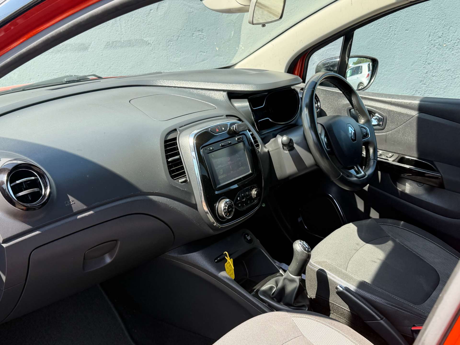 2017 RENAULT CAPTUR 1.5 Captur Dynamique S Nav dCi 5dr - vehicle photo 9 for sale on PureCar