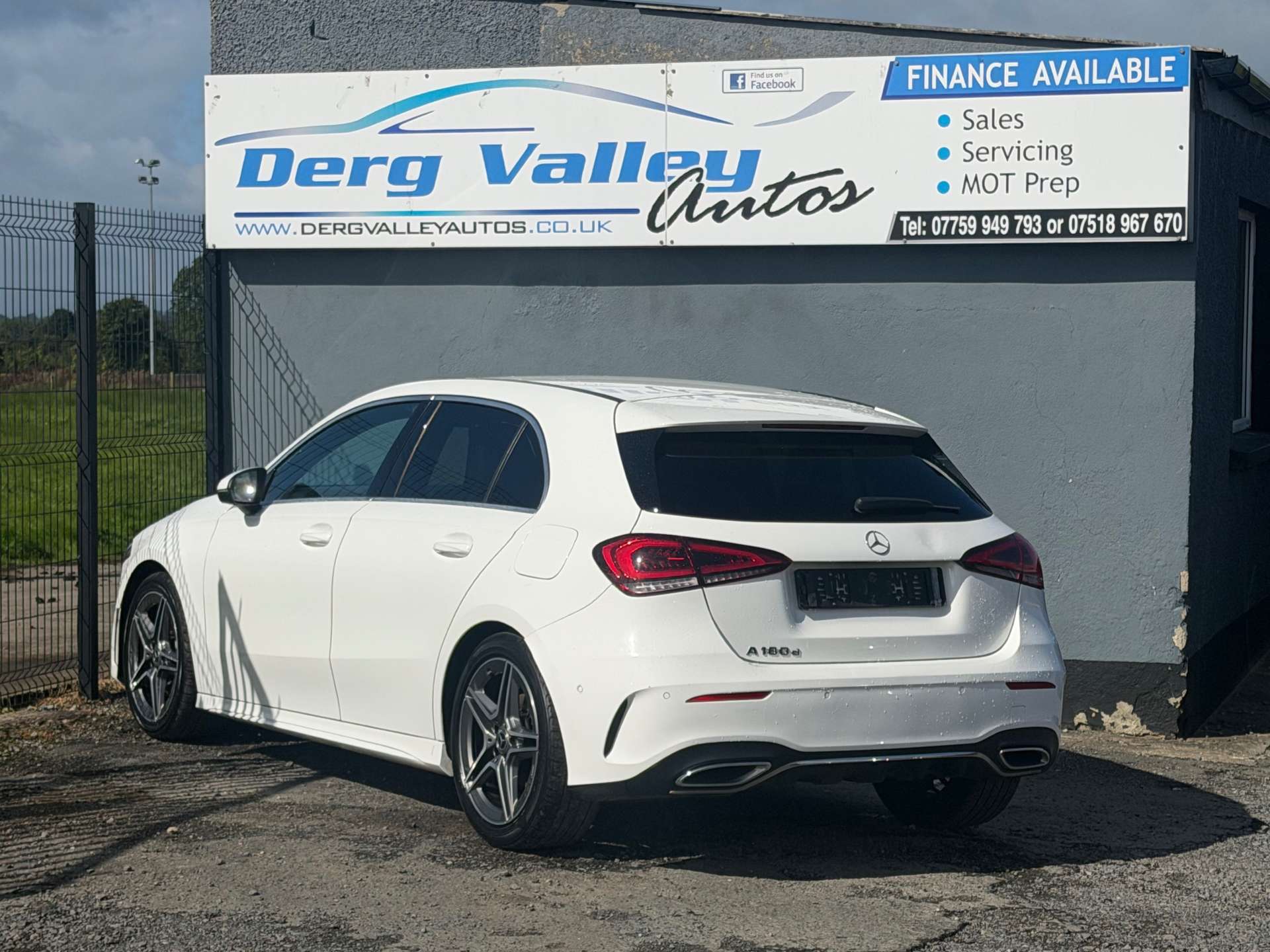 2019 MERCEDES A-CLASS 1.5 A 180 AMG Line Executive D Auto 5dr - vehicle photo 8 for sale on PureCar