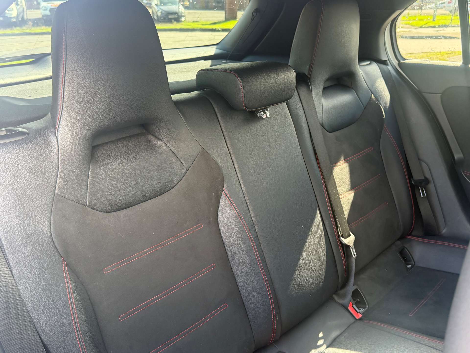 2019 MERCEDES A-CLASS 1.5 A 180 AMG Line Executive D Auto 5dr - vehicle photo 13 for sale on PureCar