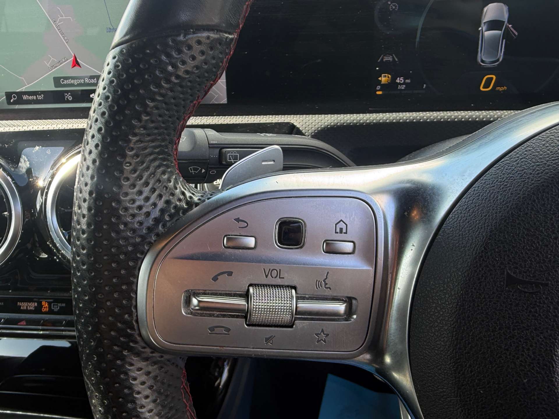 2019 MERCEDES A-CLASS 1.5 A 180 AMG Line Executive D Auto 5dr - vehicle photo 22 for sale on PureCar